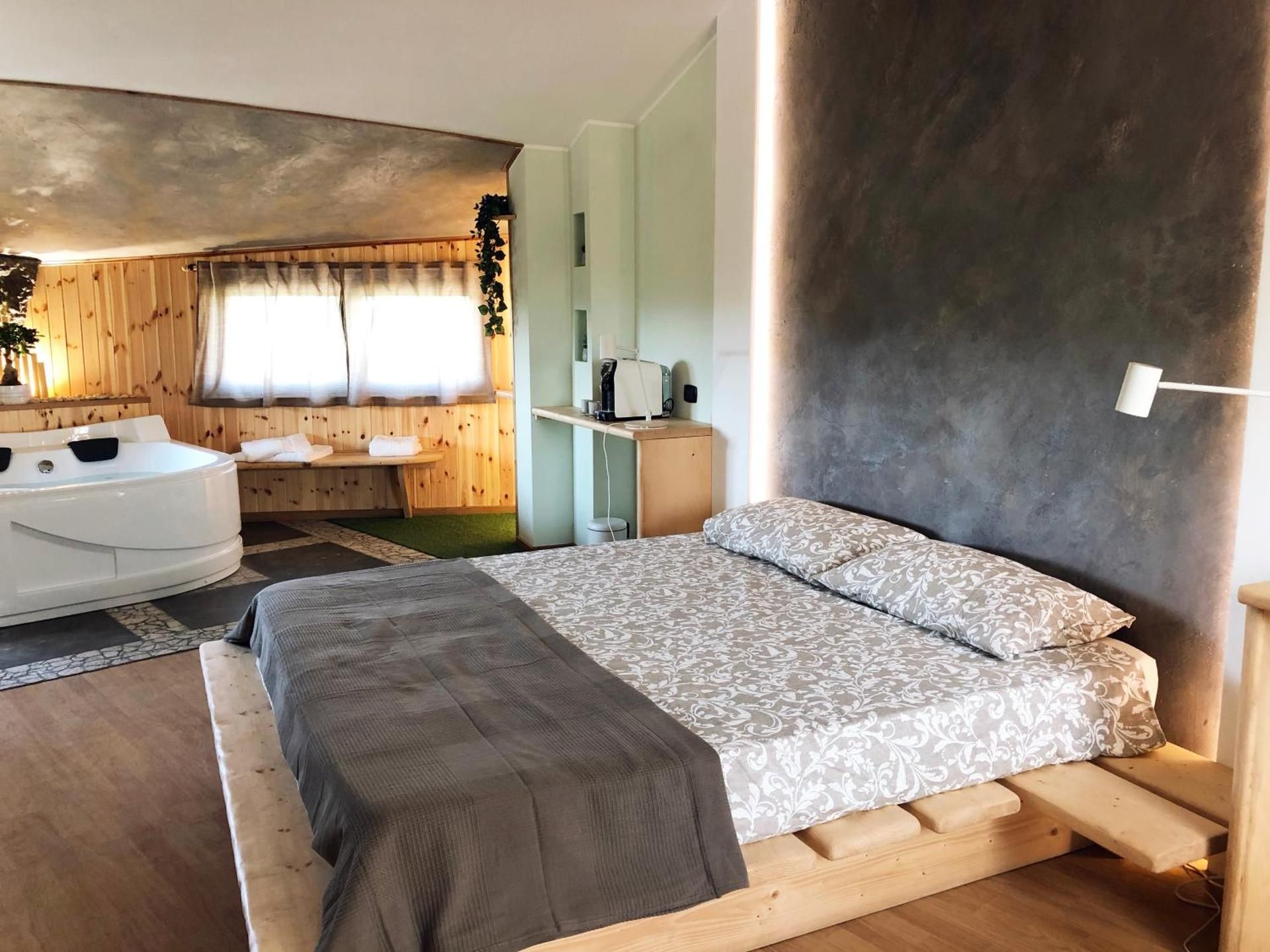 Double Room with Spa Bath