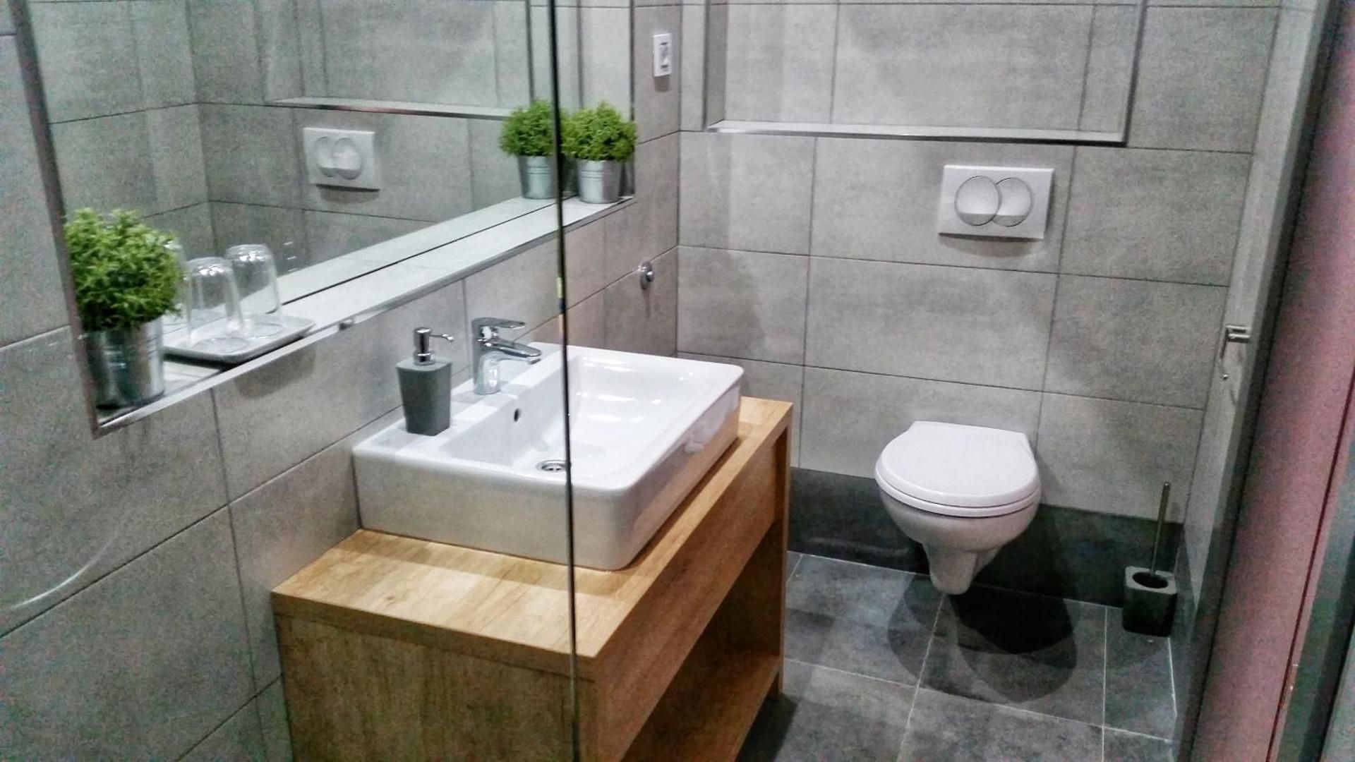 Large Double or Twin Room