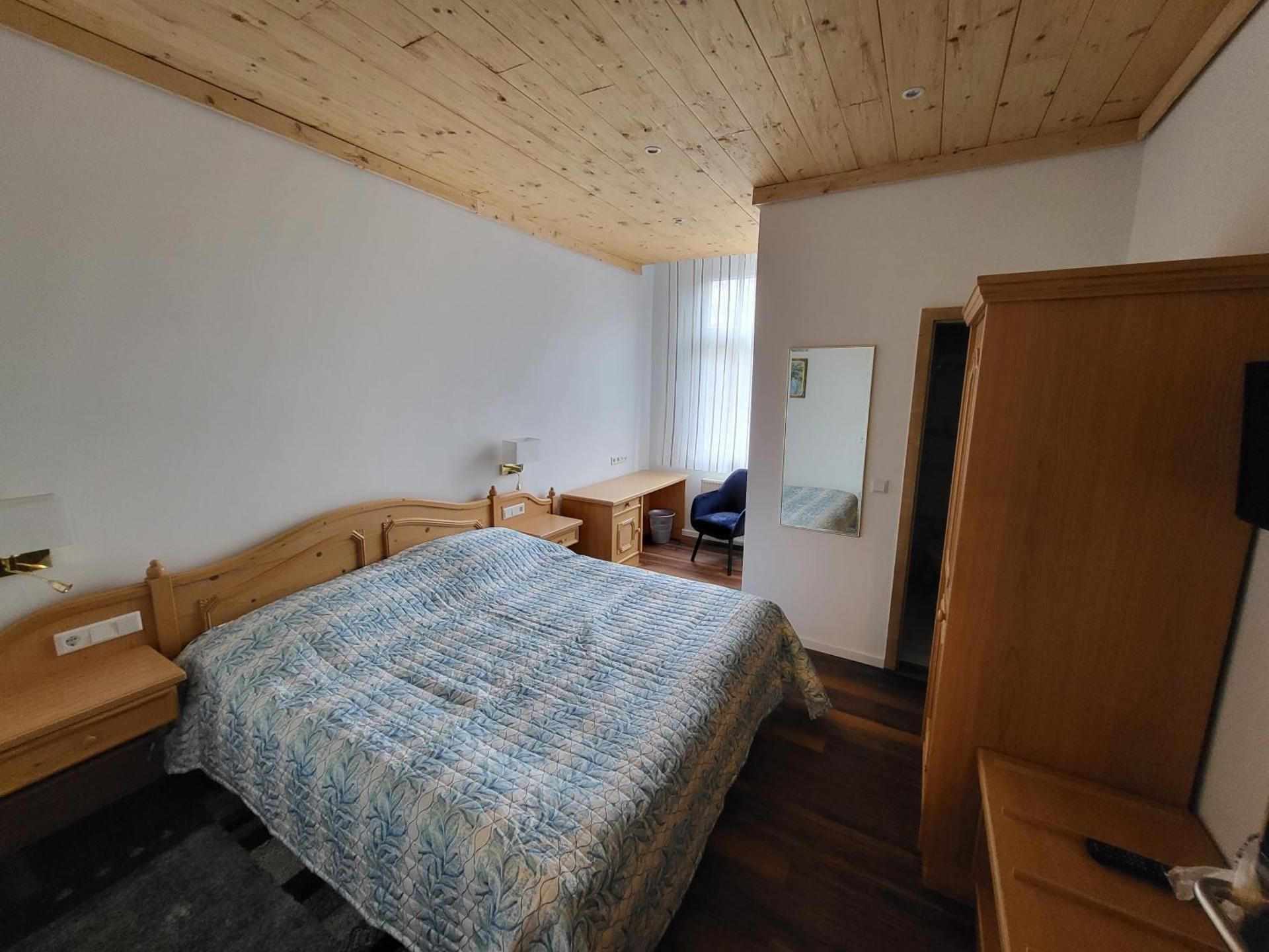 Double or Twin Room with Private Bathroom