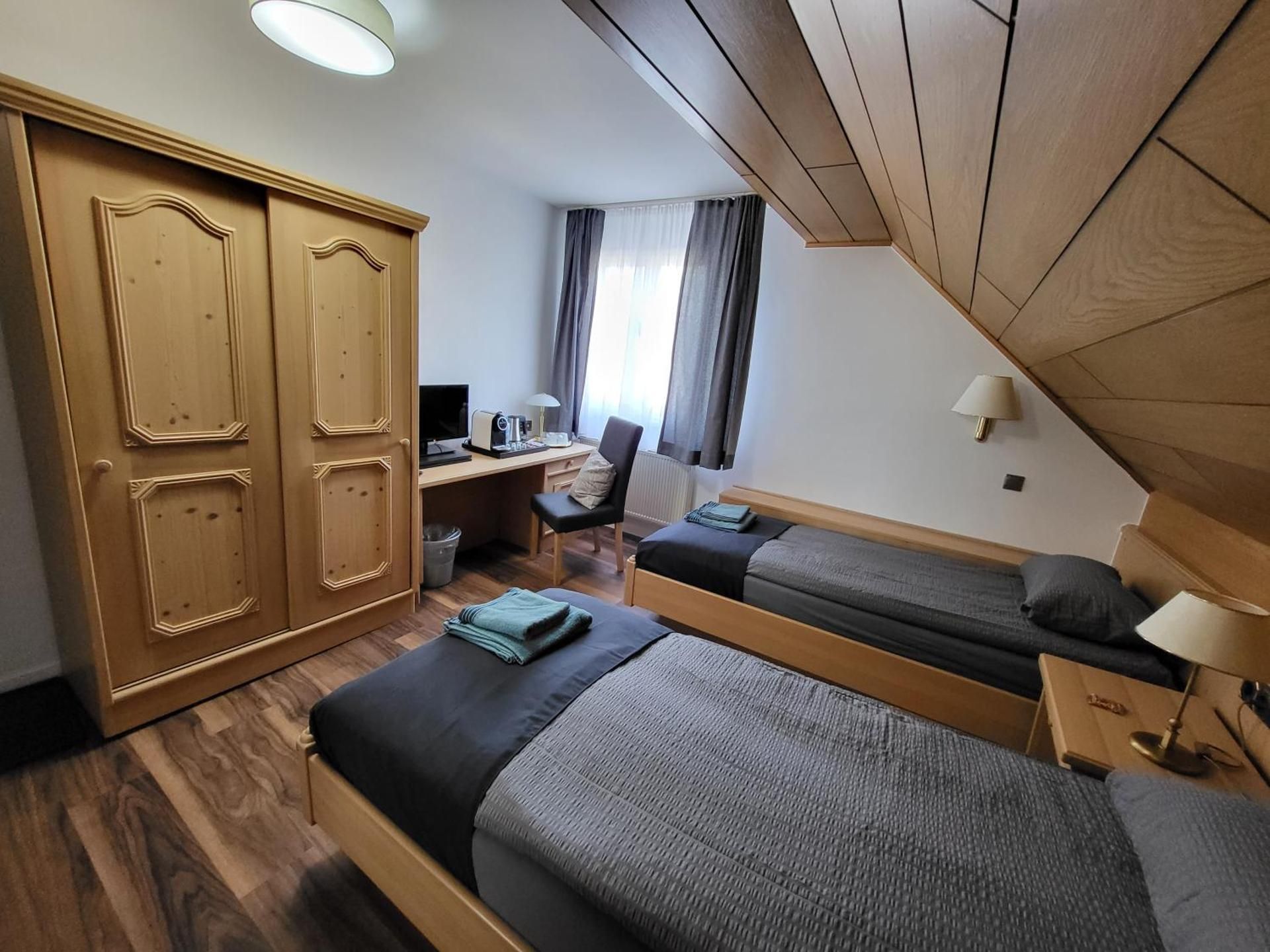 Twin Room with Private Bathroom
