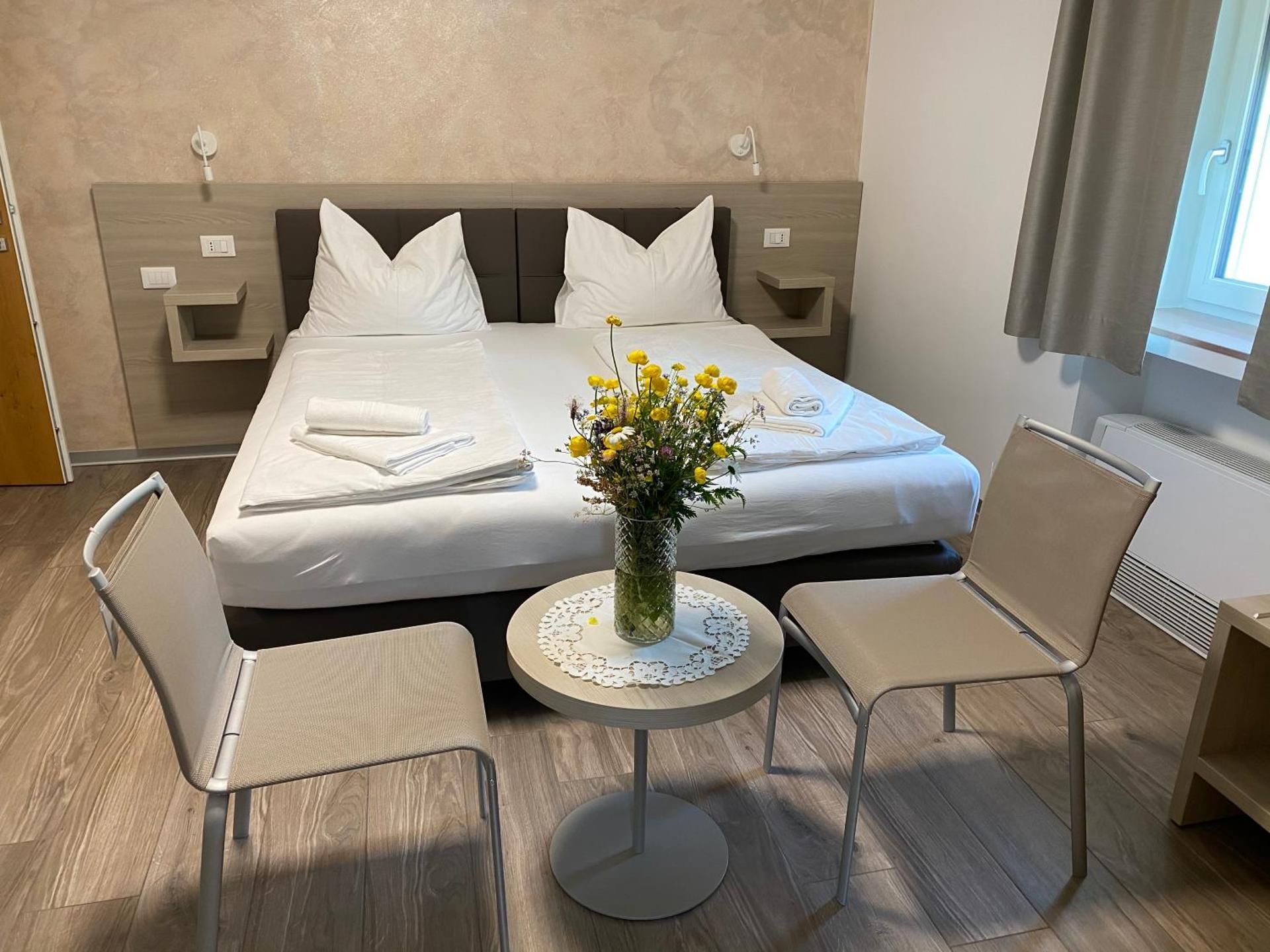 Basic Triple Room