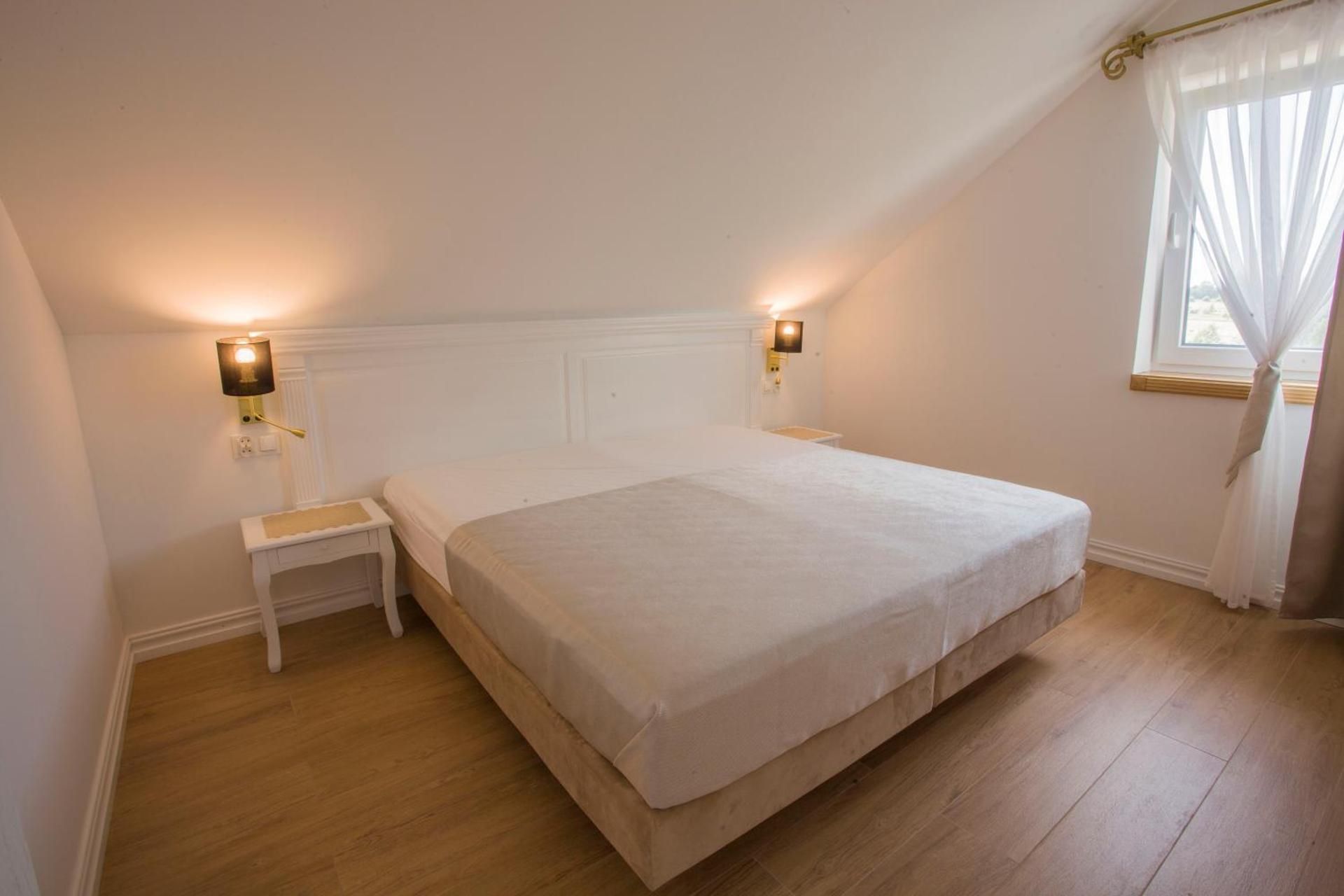 Suite with Mountain View in Small Manor House
