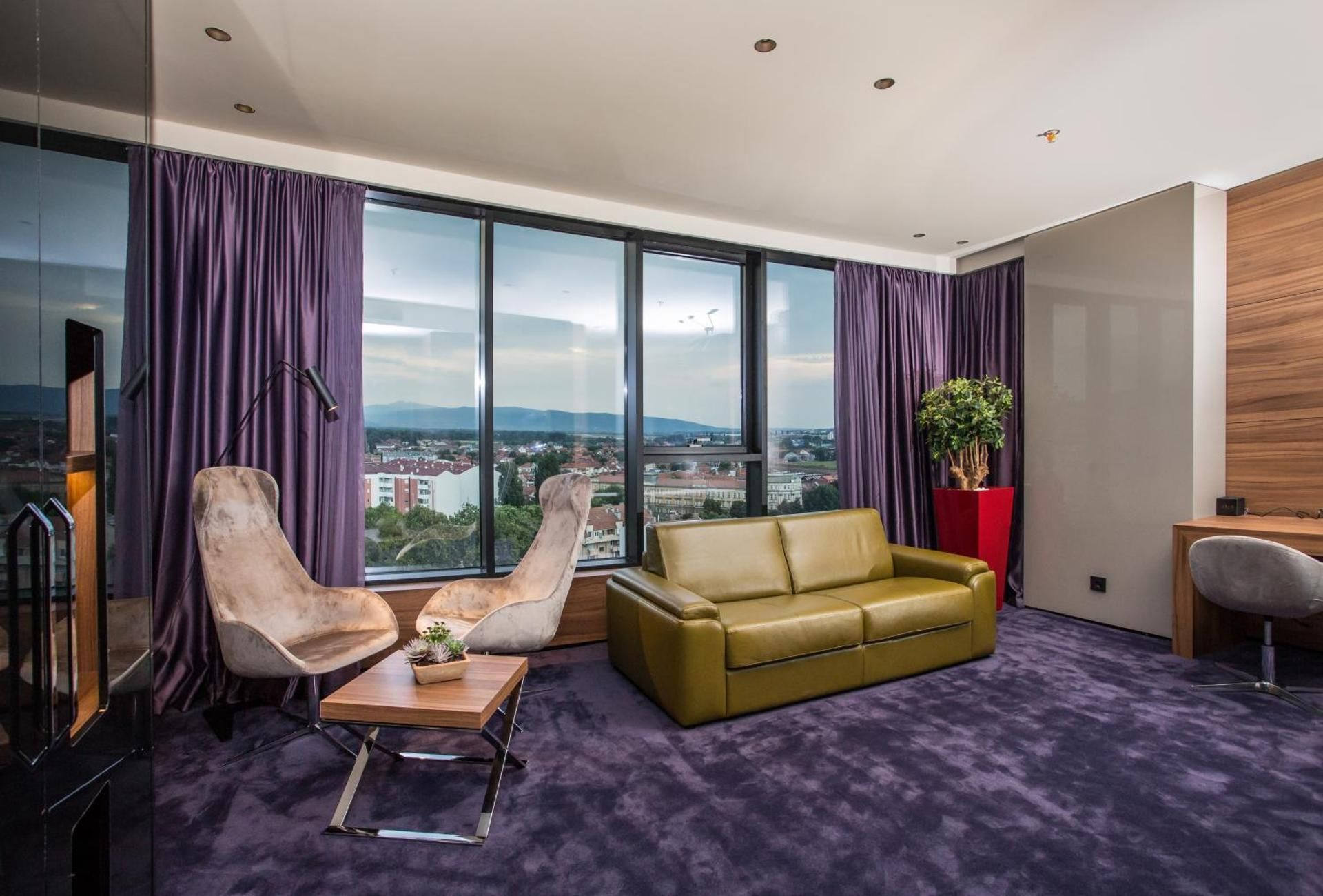 Executive Suite