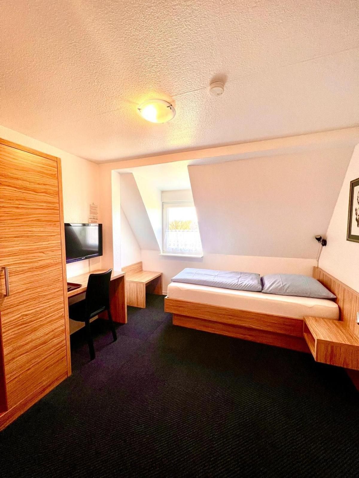 Pension Dang Single Room 2