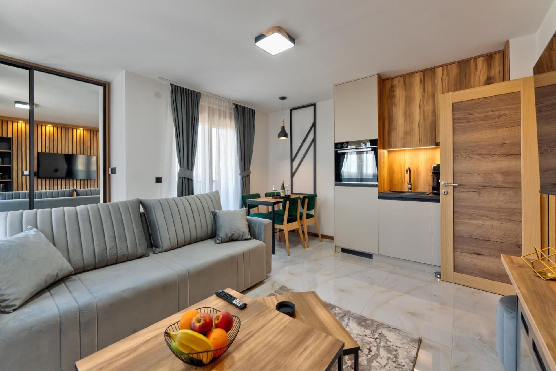 Studio with Terrace with Free Spa Access