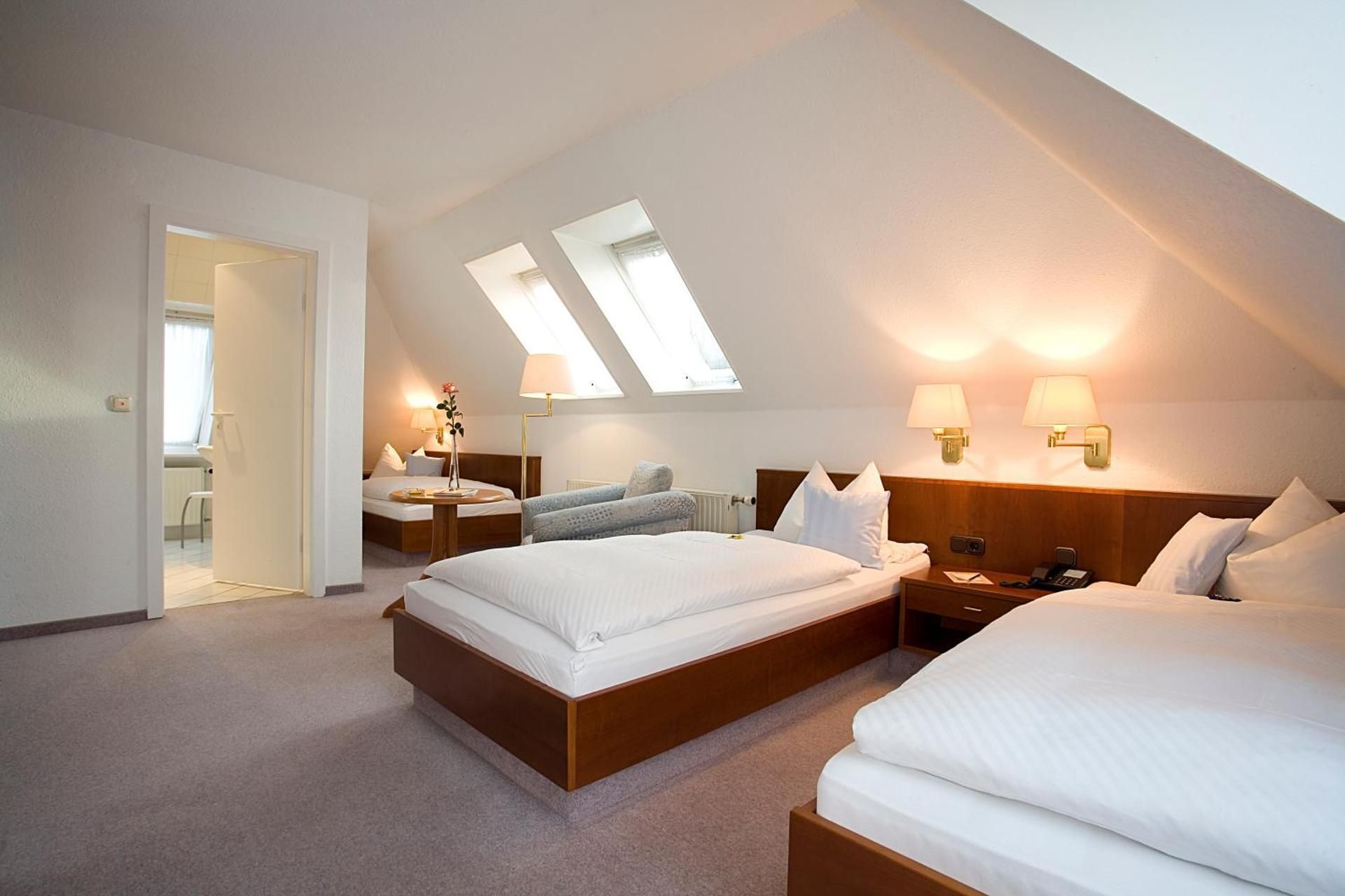 Ringhotel Residenz Wittmund Triple Room