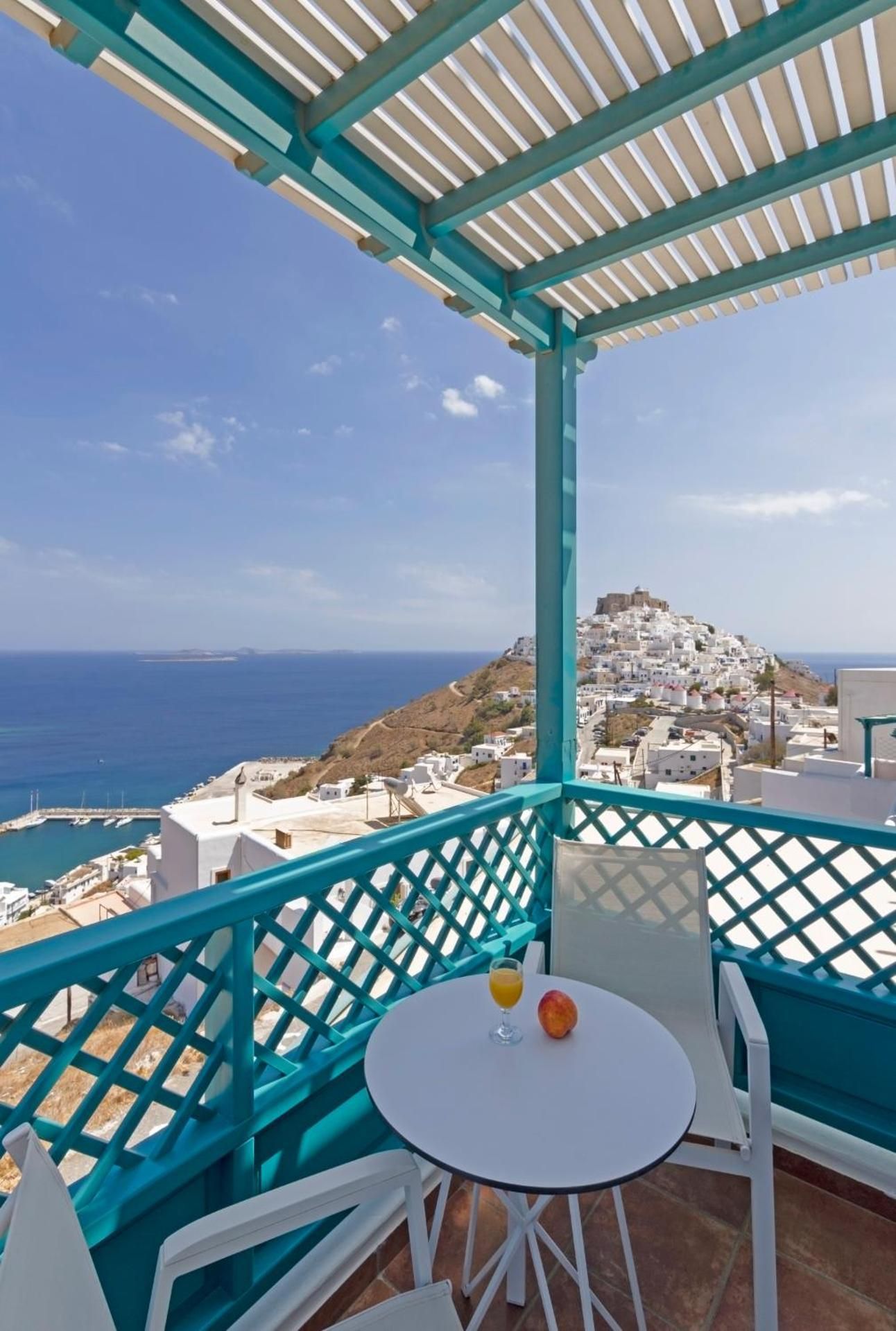 Honeymoon Suite