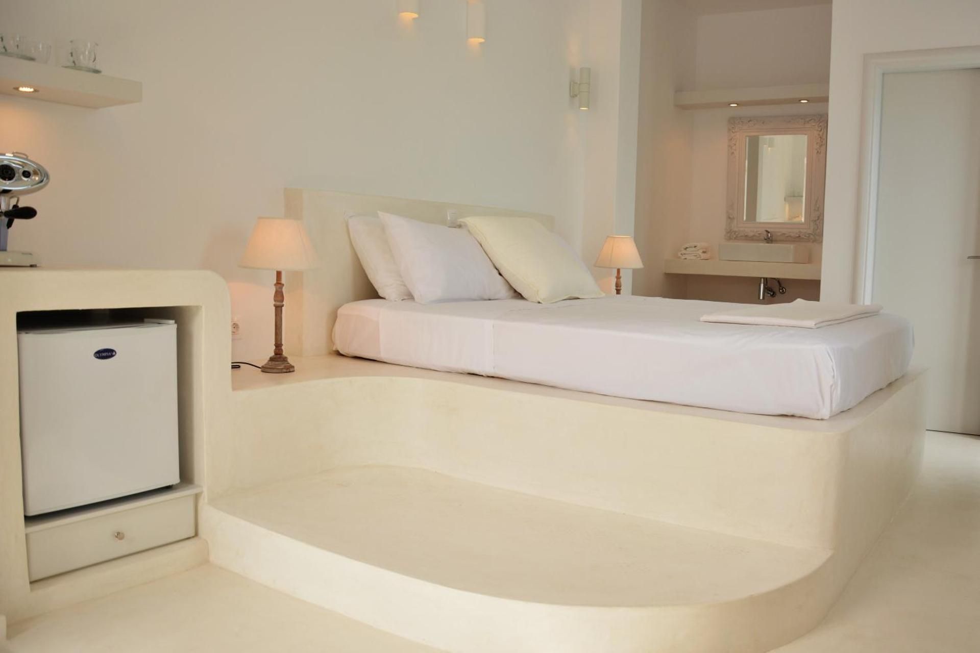 Suite with Whirlpool