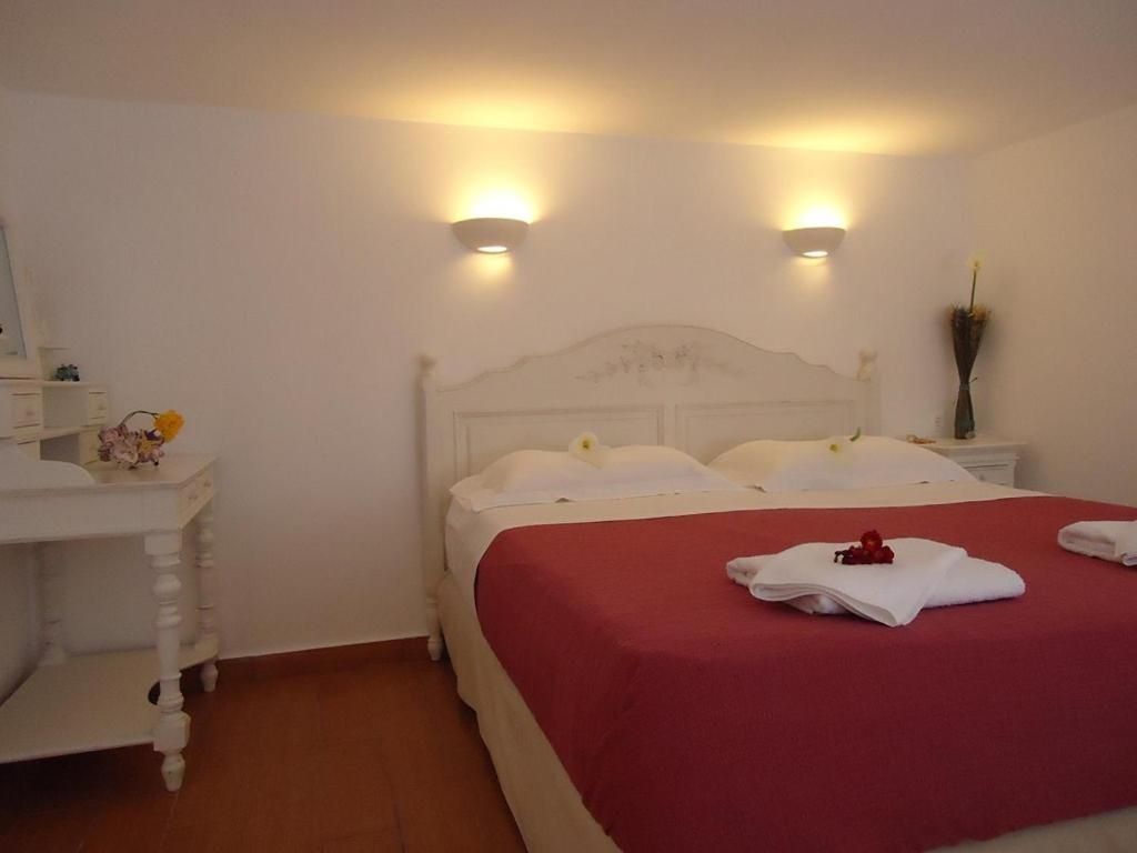 Caldera Studios Apartment (3 Adults) - Split Level With Sea View