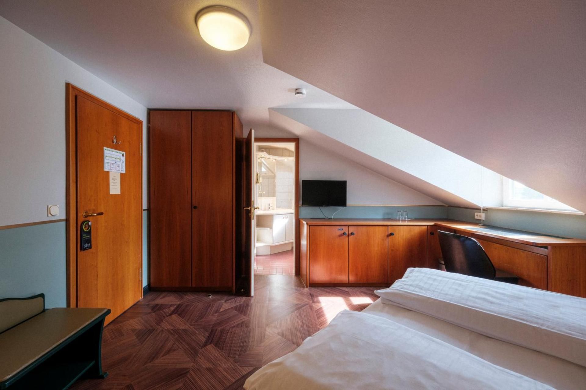 Classic Double Room