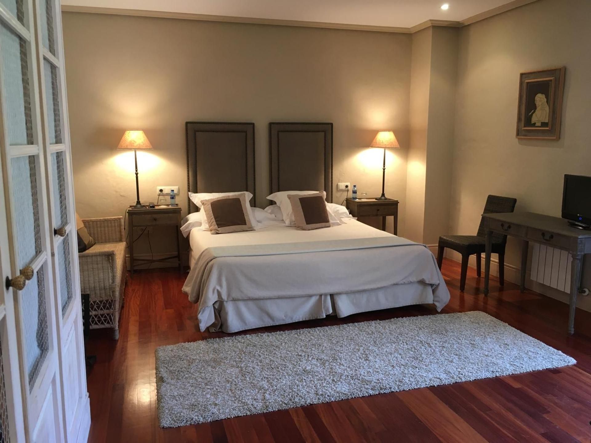 Superior Double or Twin Room with Mountain View
