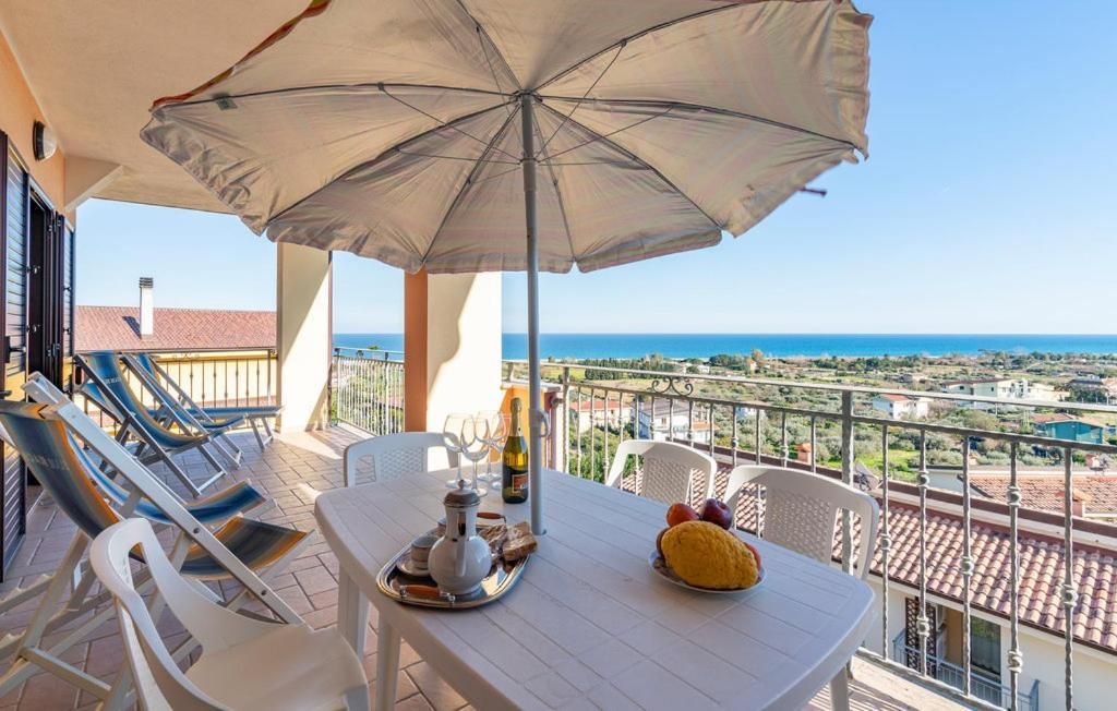 Apartment with Sea View