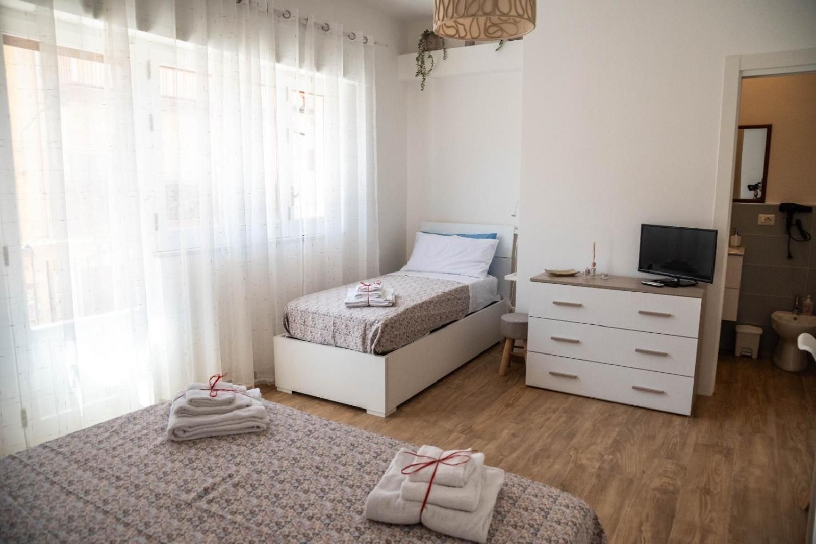Triple Room with Private Bathroom