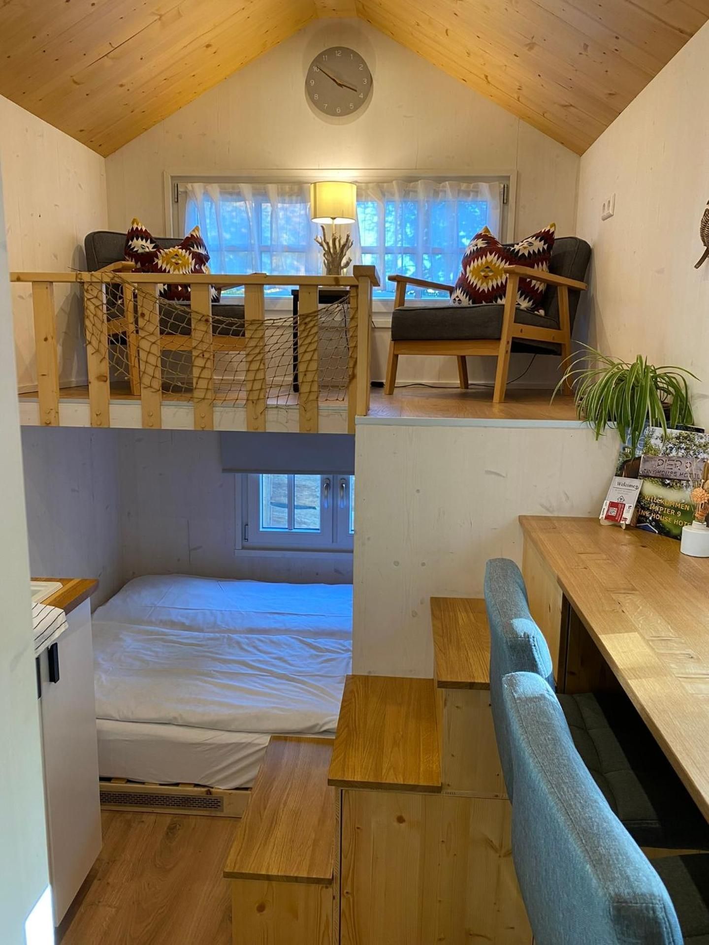 Apartment with Garden View