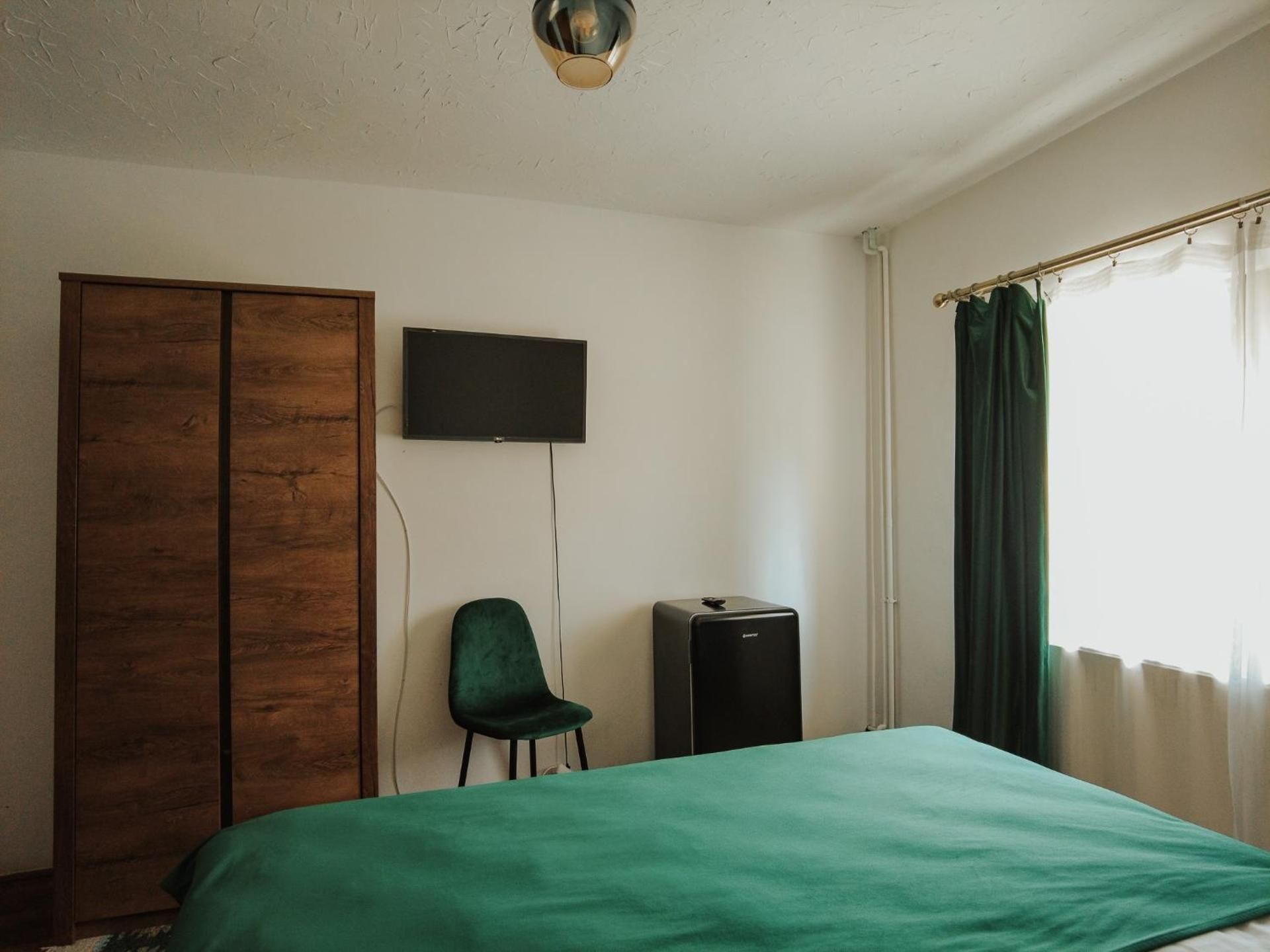 King Room with Mountain View