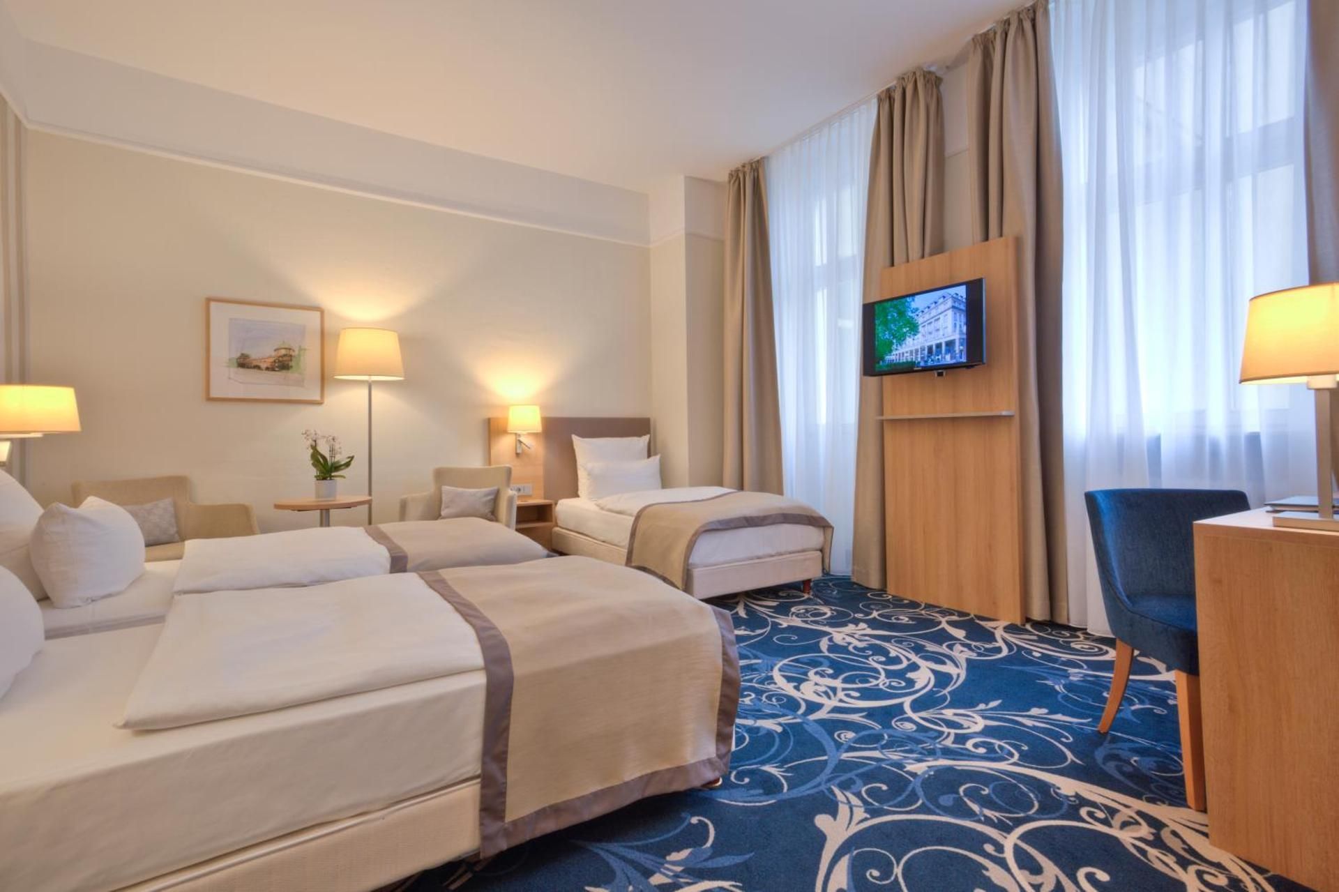 Triple Room