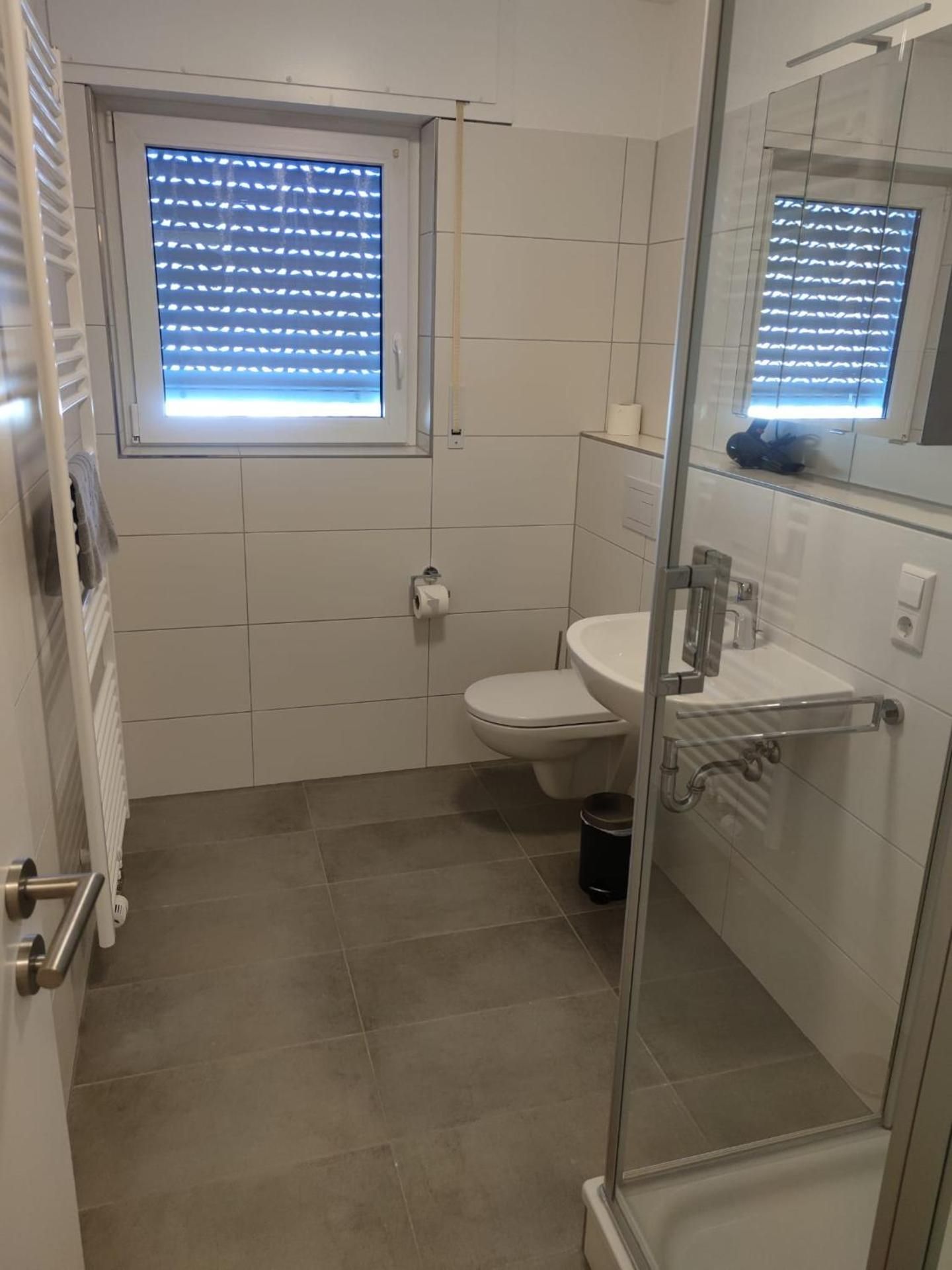 Single Room with Shared Bathroom