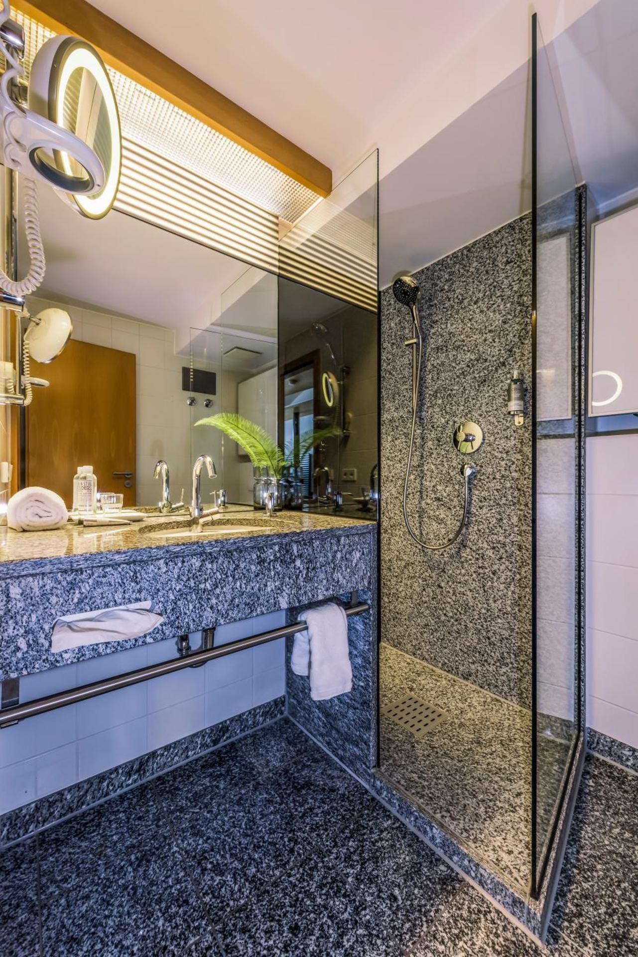 Comfort Single Room