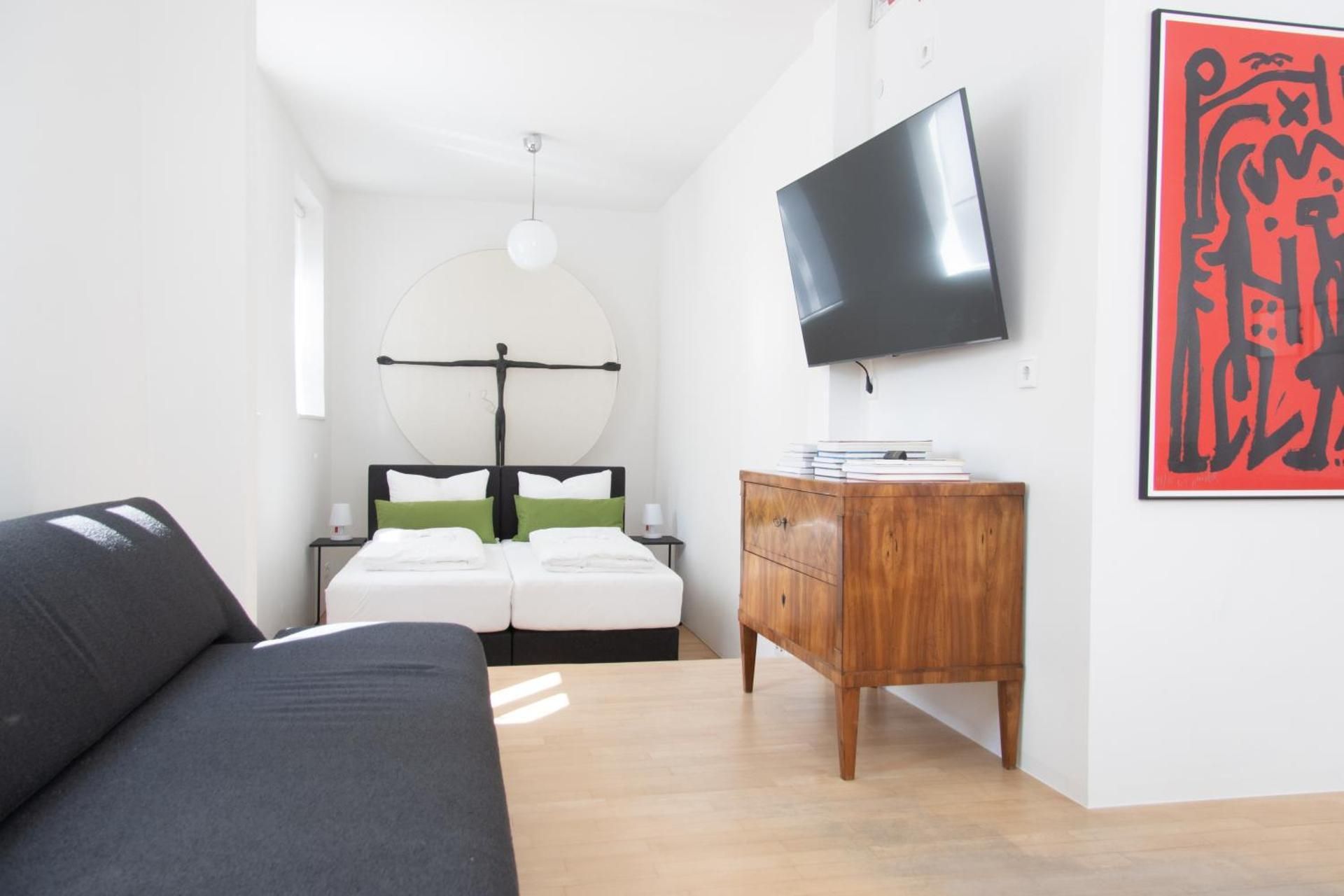 Large Double Room