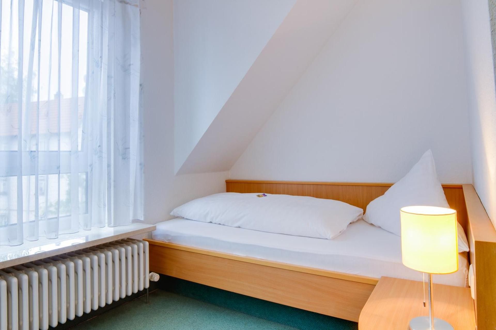 Standard Single Room