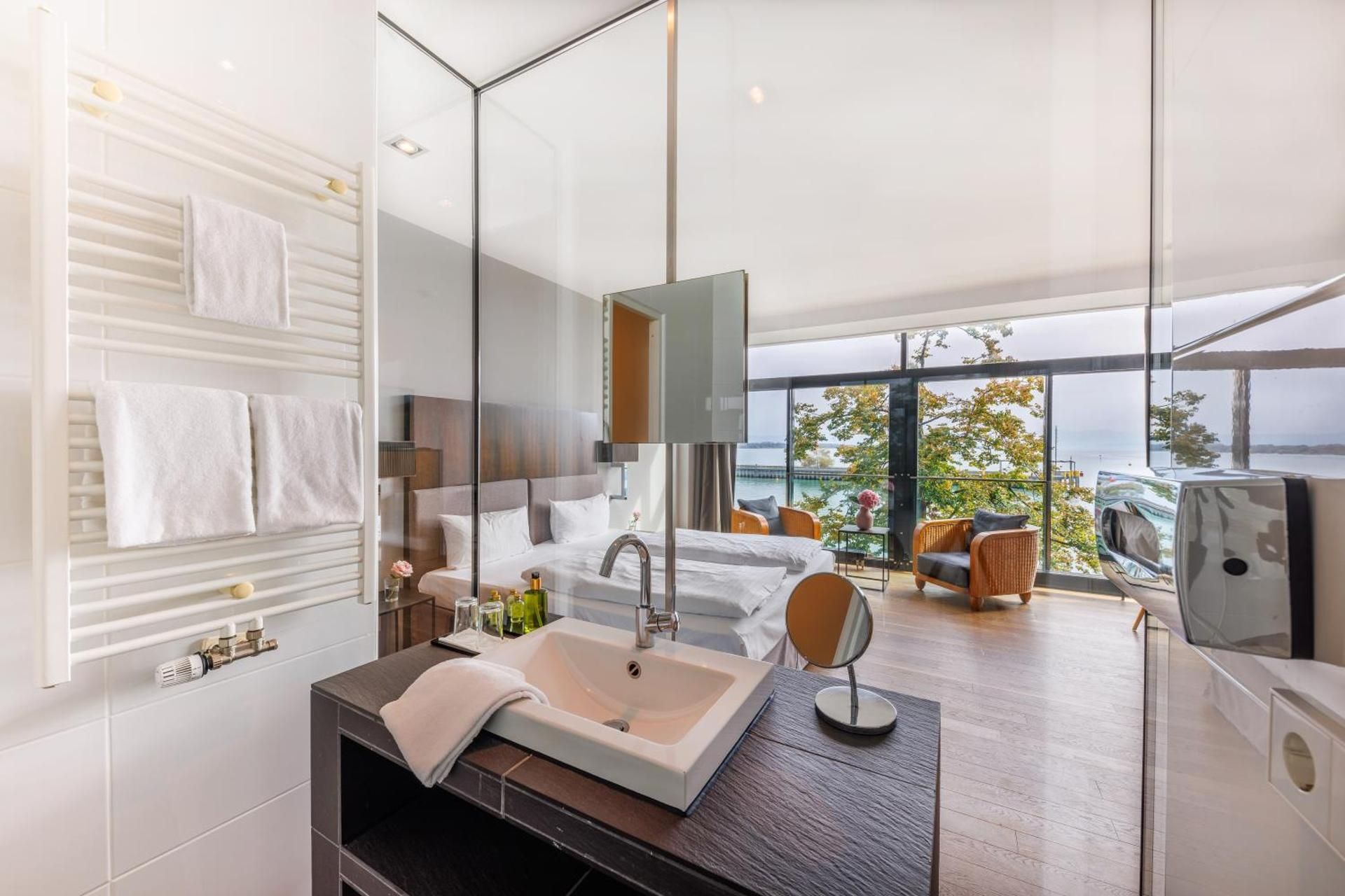 Double Room with Lake View