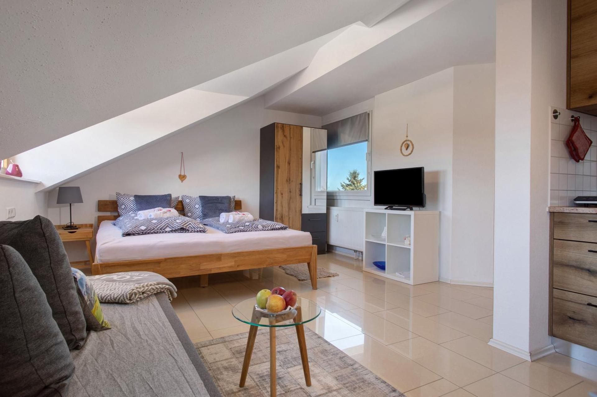 Superior One-Bedroom Apartment