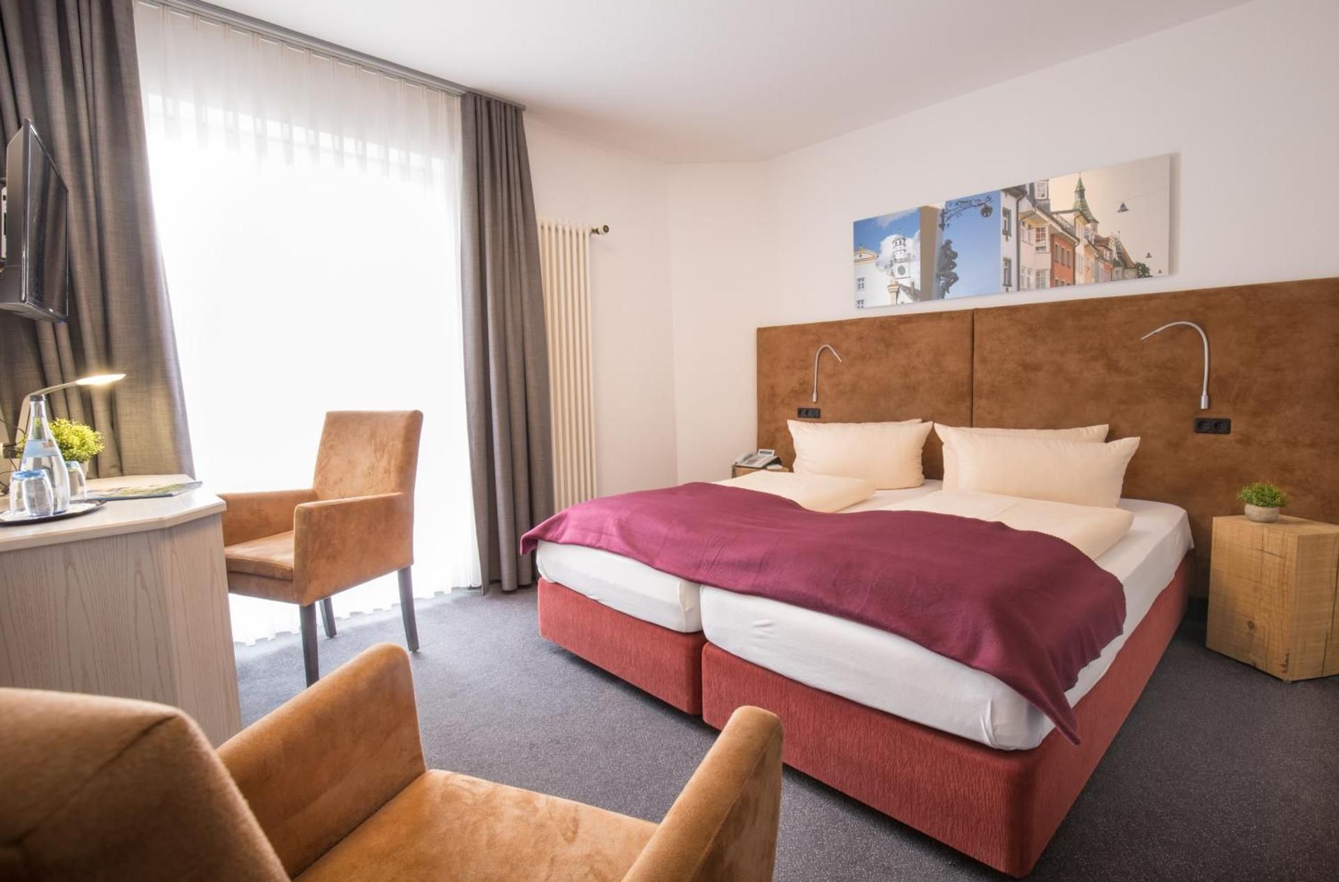 Independent Double Room with Kitchenette