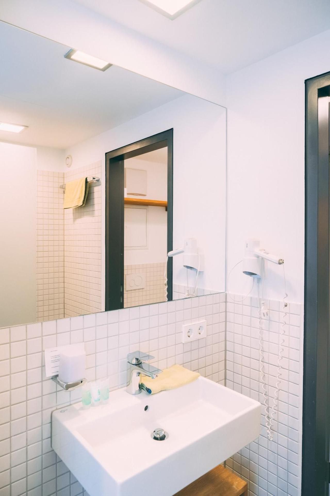Family Suite (5 Adults)