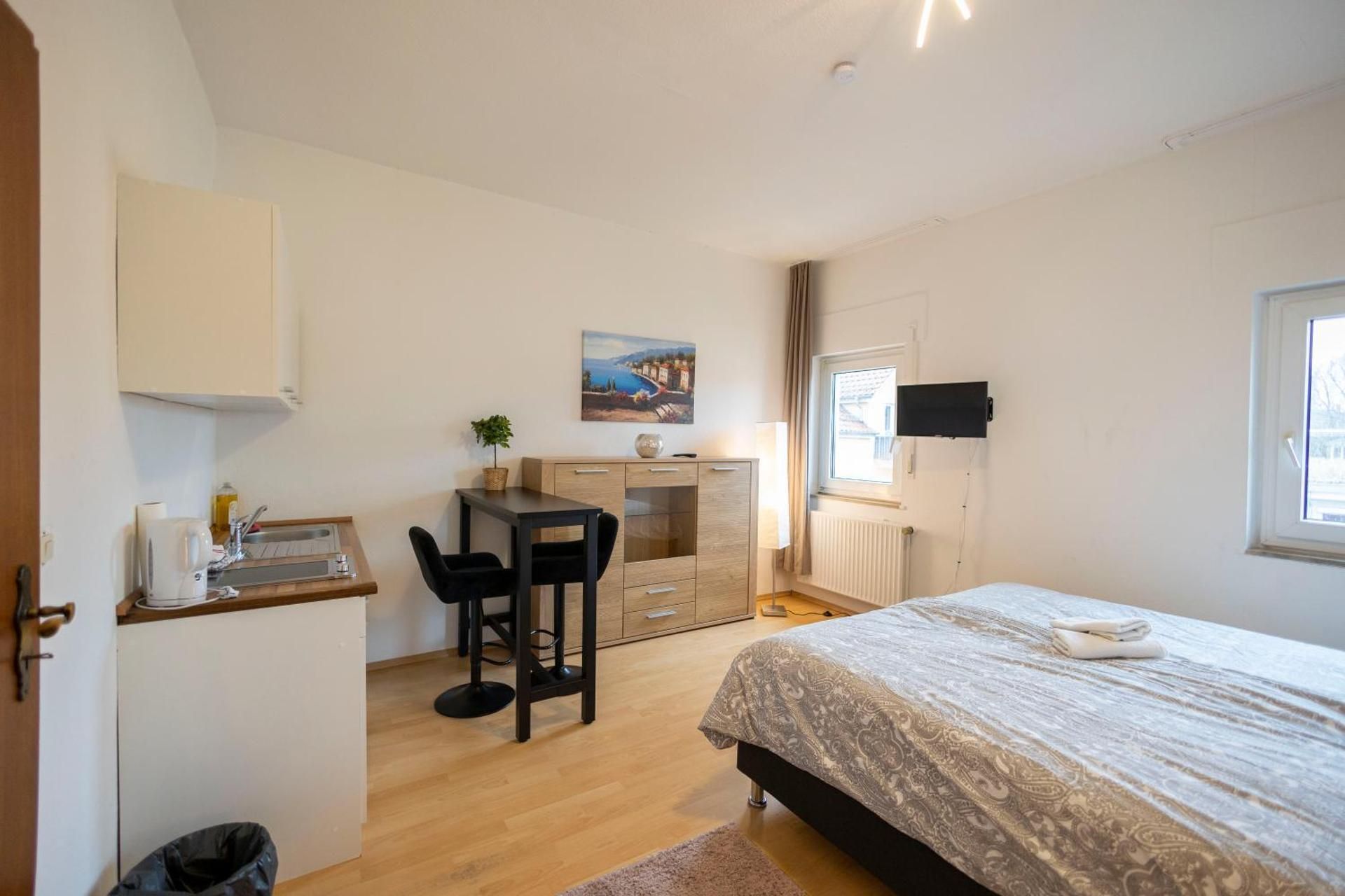 One-Bedroom Apartment