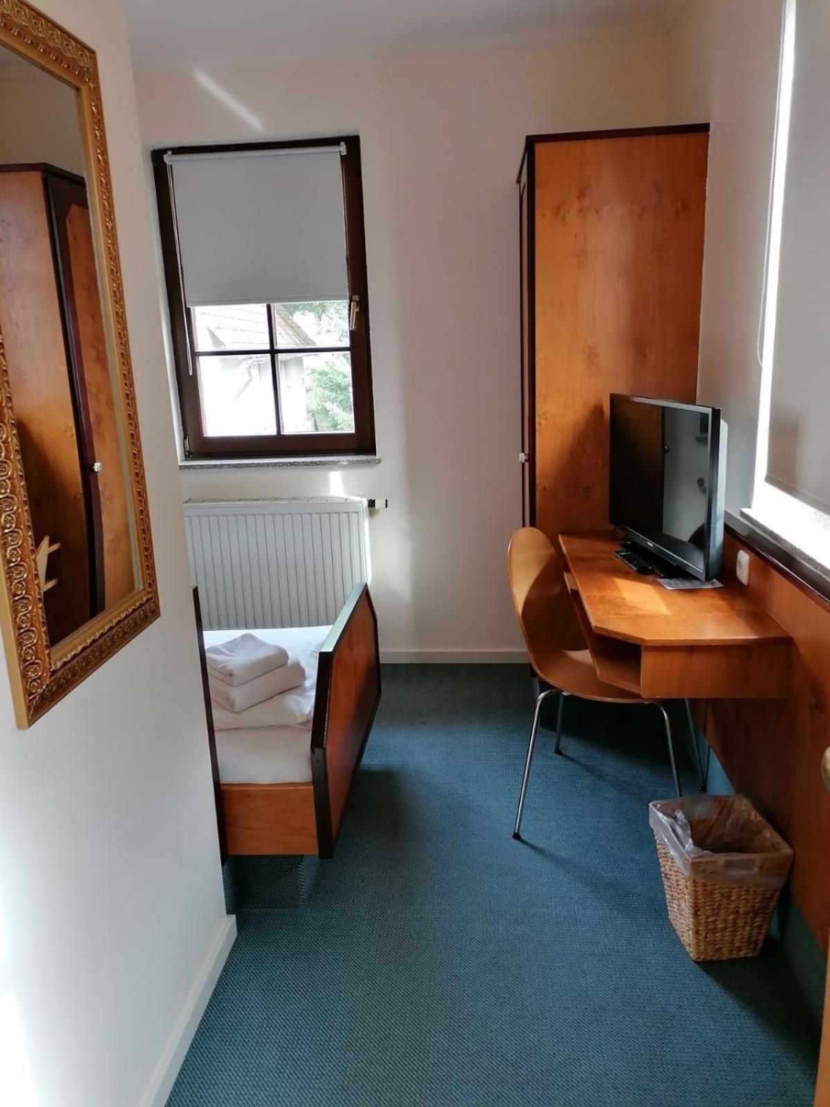 Budget Single Room
