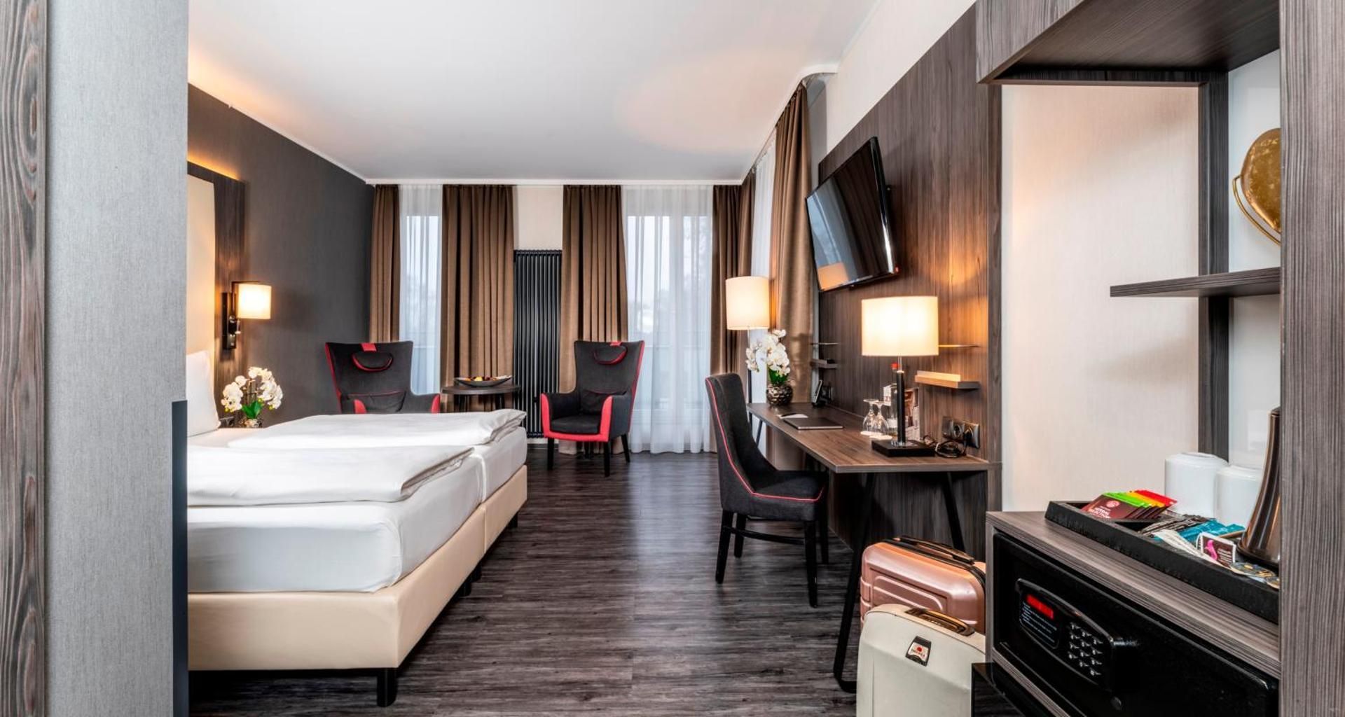 Comfort Single Room - Park Side