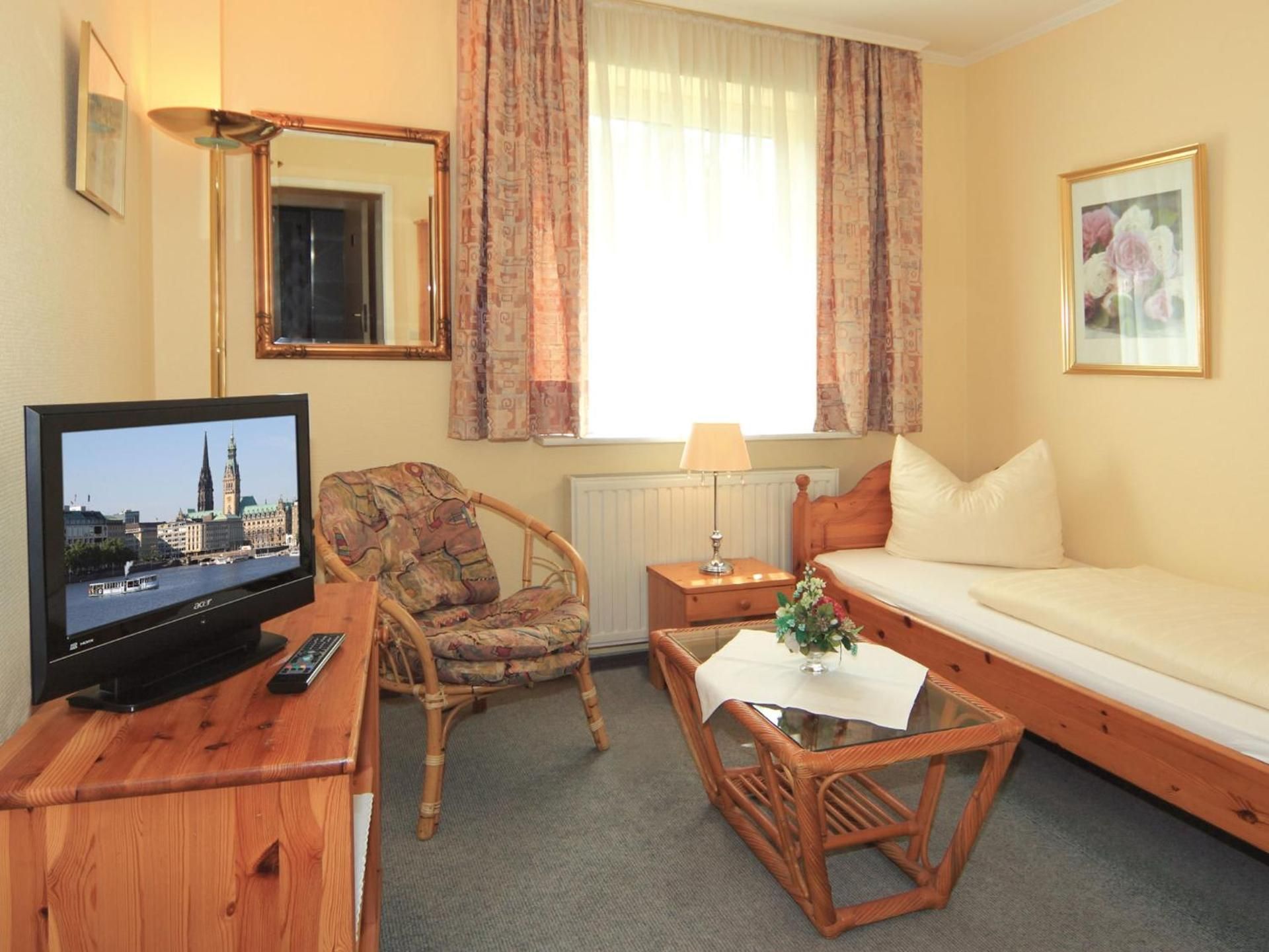 Hotel-Cafe Kampe Single Room 2