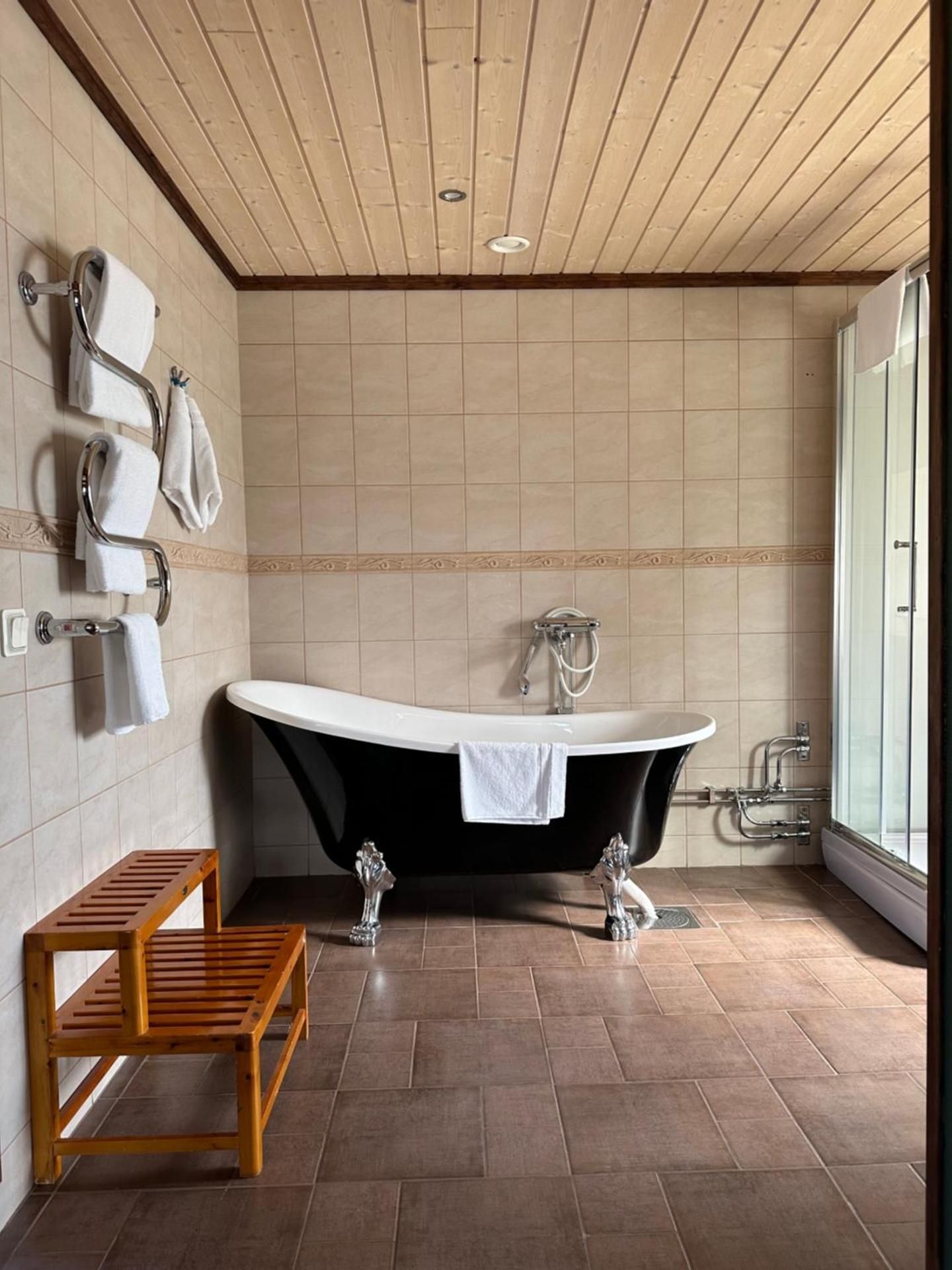 Suite with Garden View
