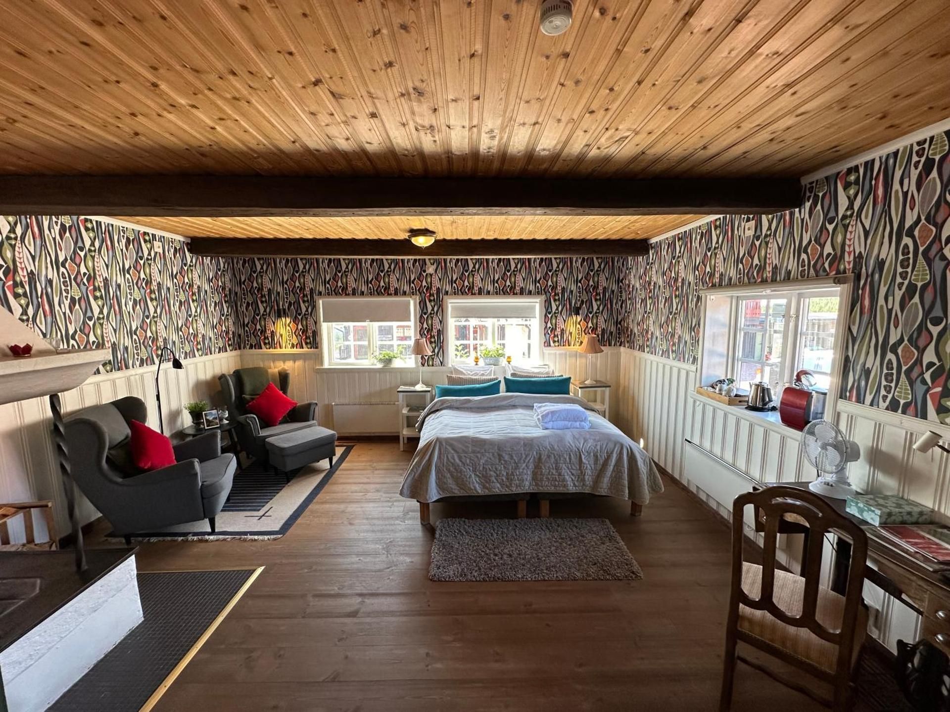 Suite with Garden View