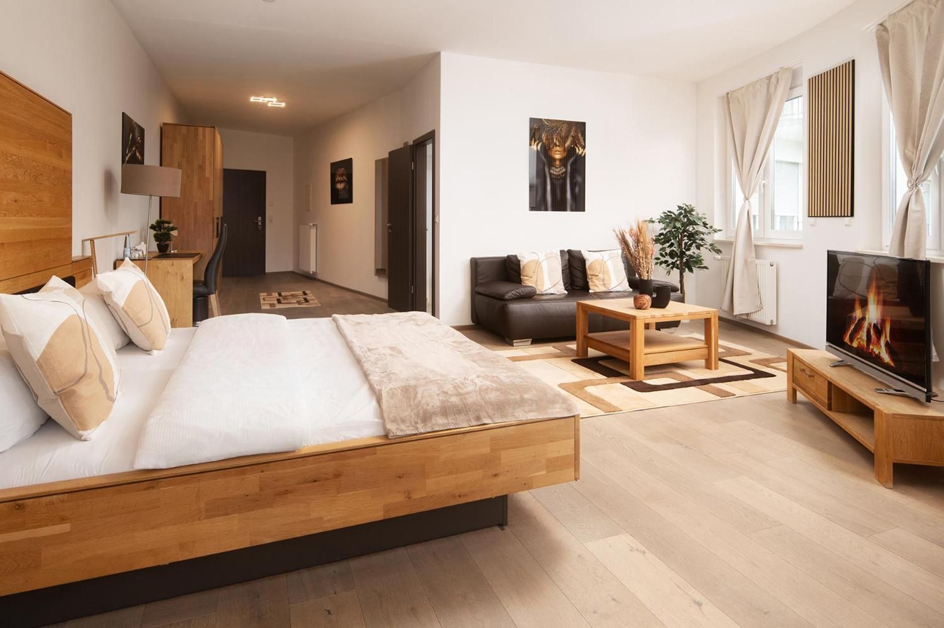 Superior King Room