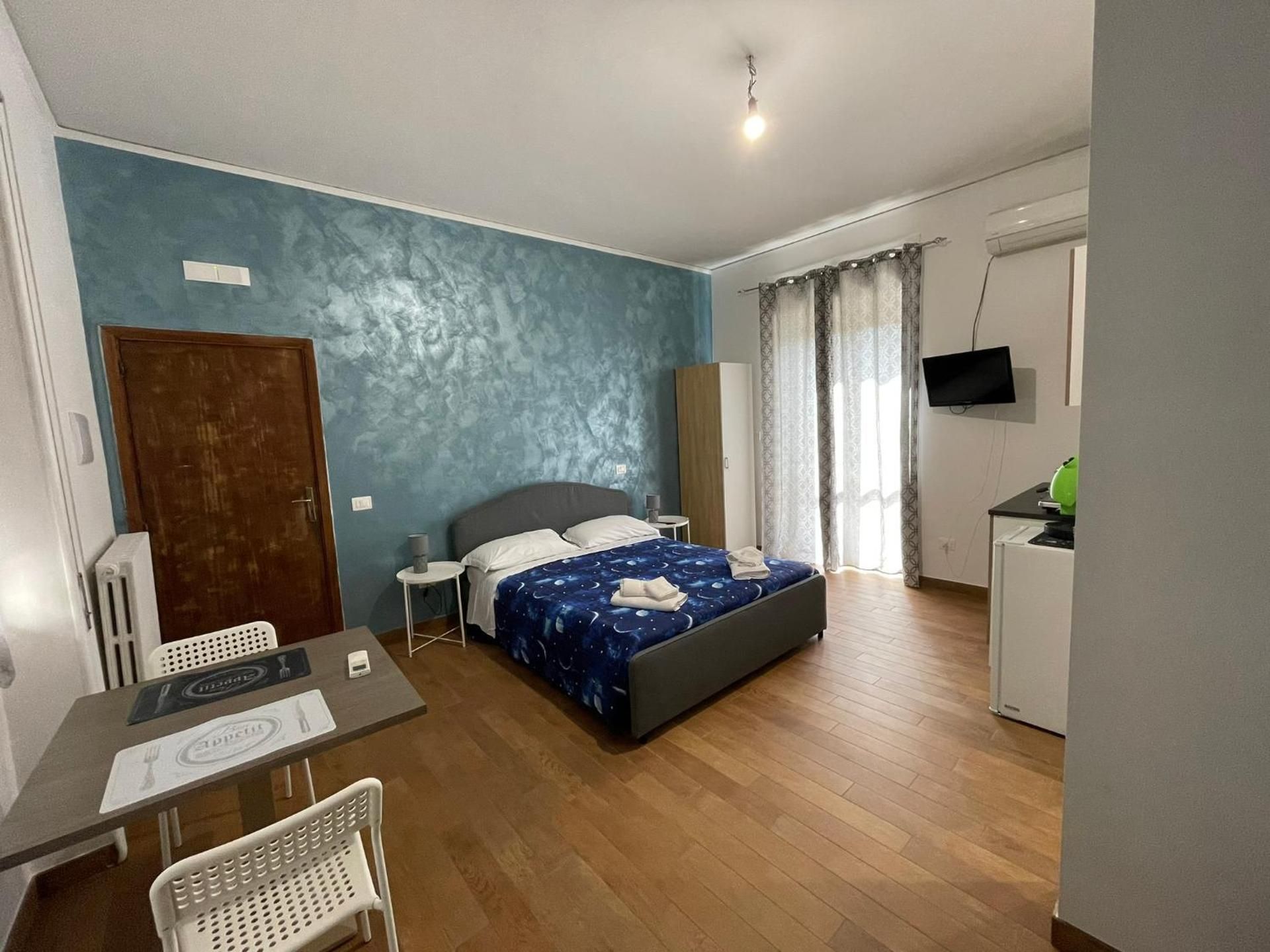 Triple Room with Private Bathroom
