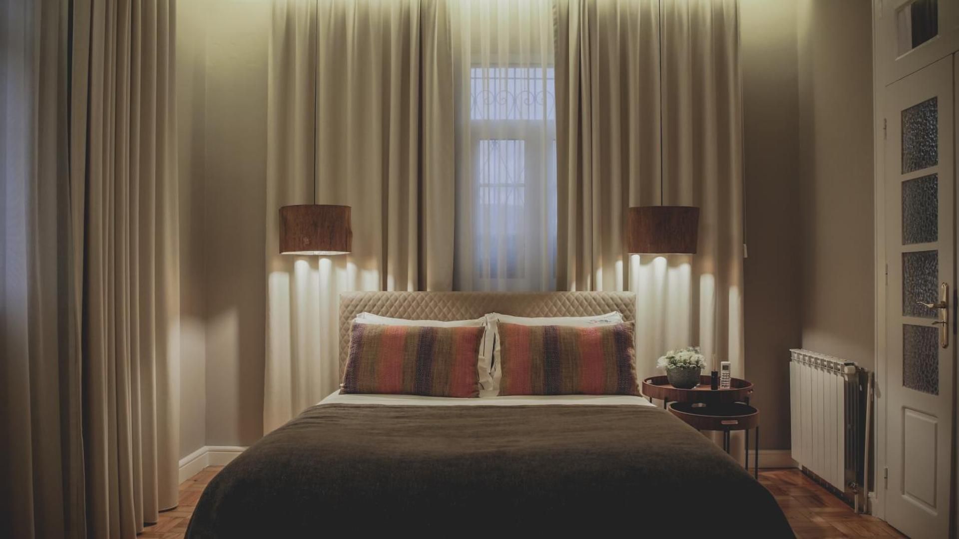 Standard Double Suite