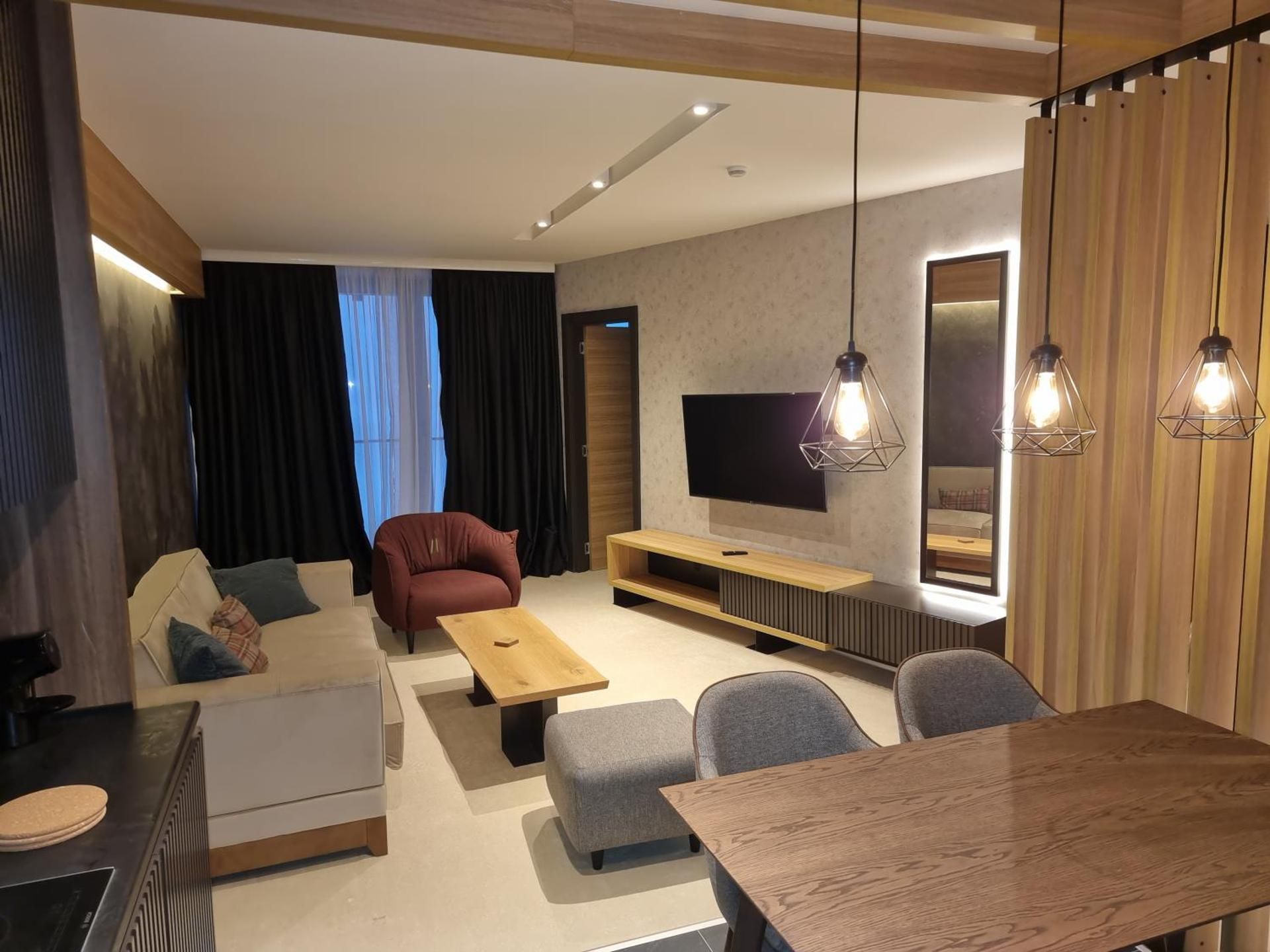 One-Bedroom Apartment with Terrace