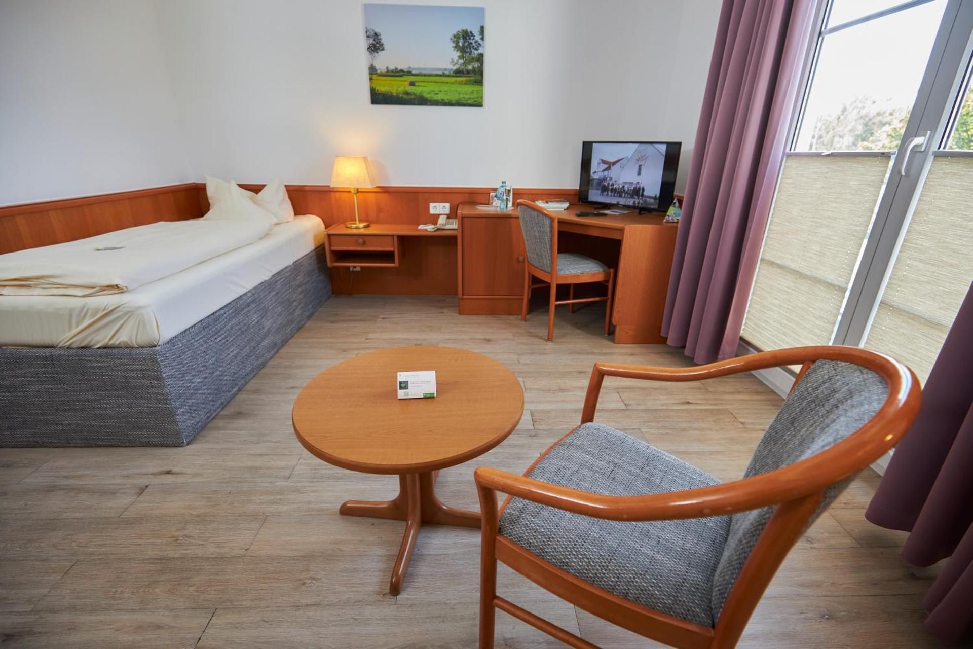 Classic Single Room