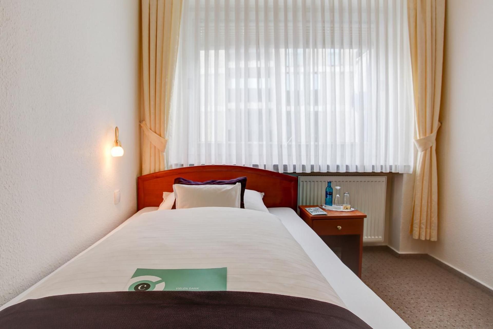 Single Standard Room