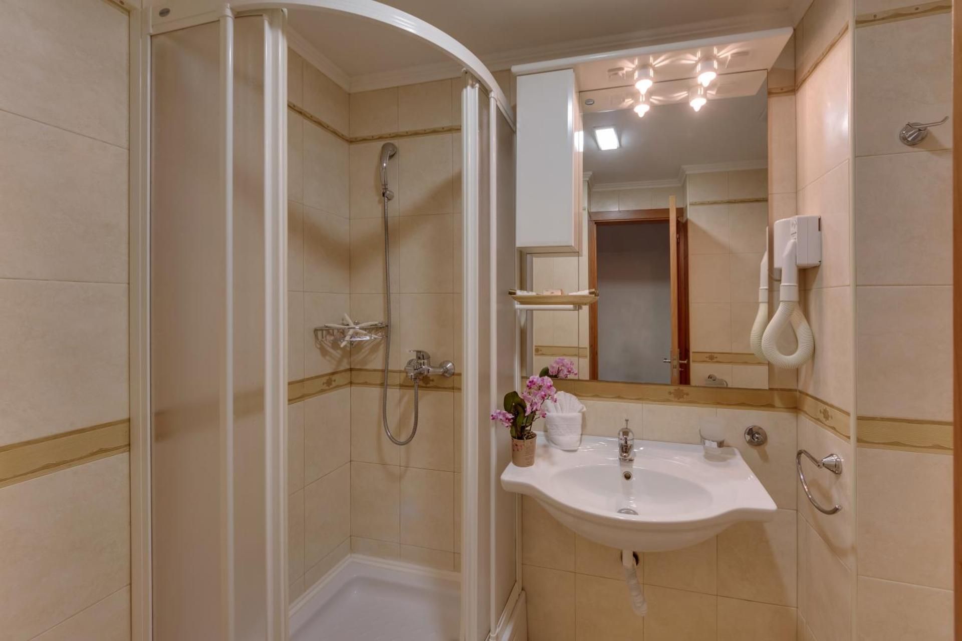 Mediteran Hotel & Resort Double or Twin Room with Balcony 2