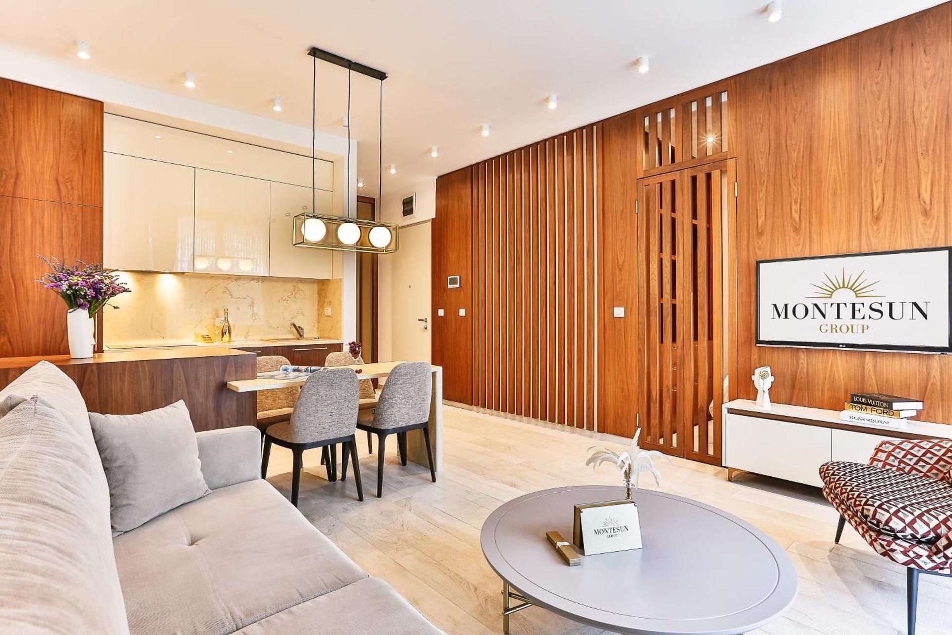 Studio Apartment