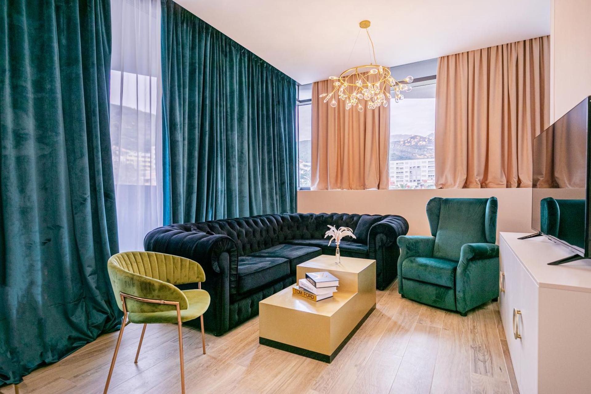 Apartment with Terrace