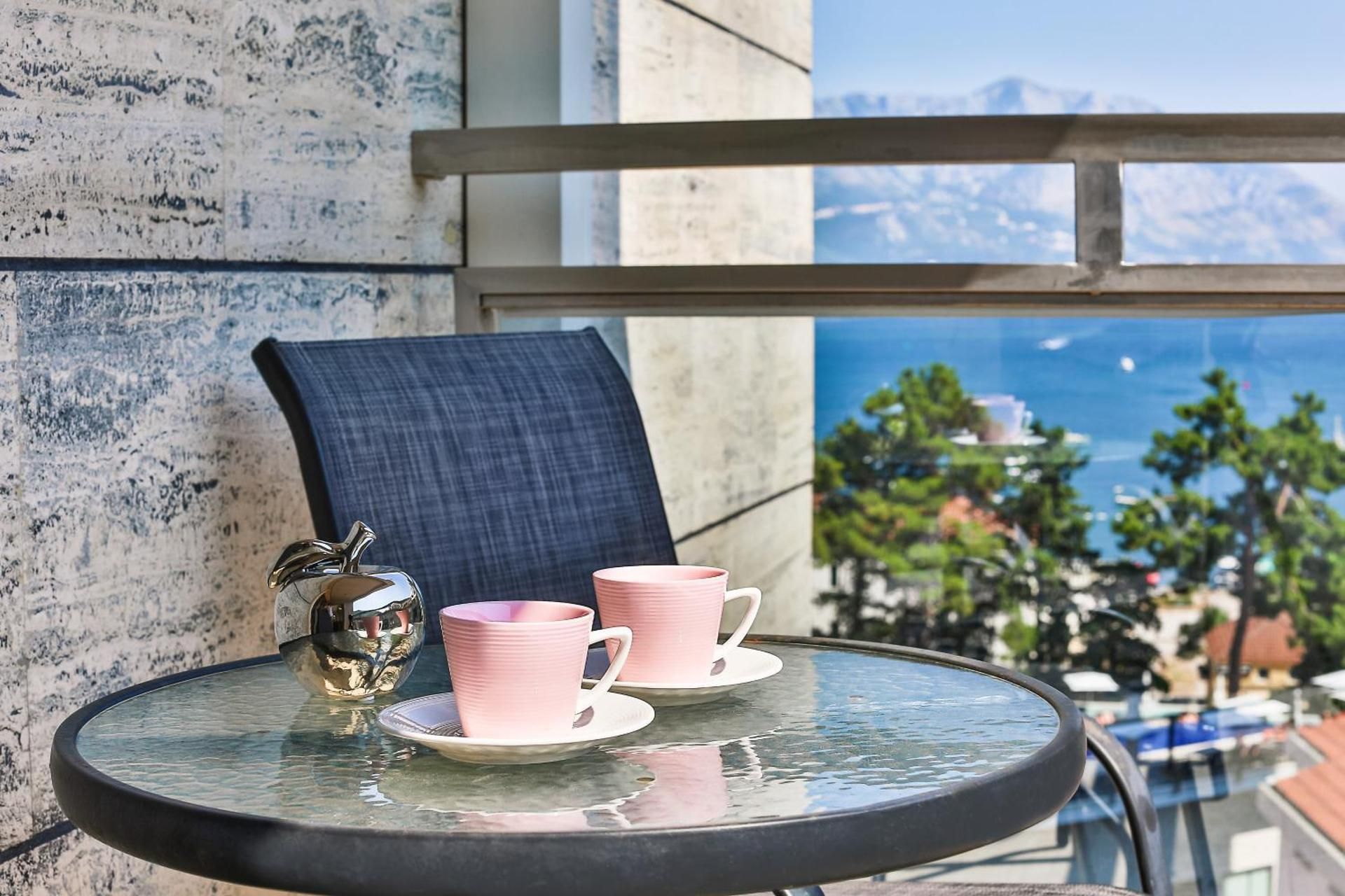 Apartment with Sea View