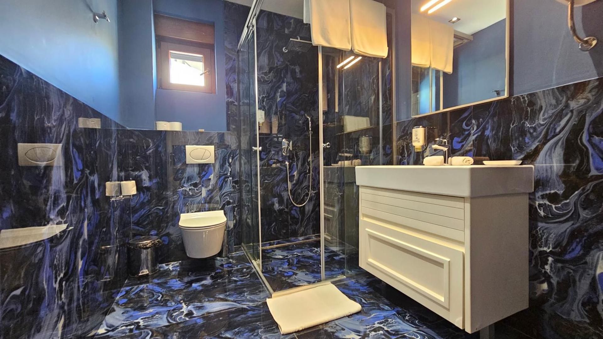 Family Room with Sea View