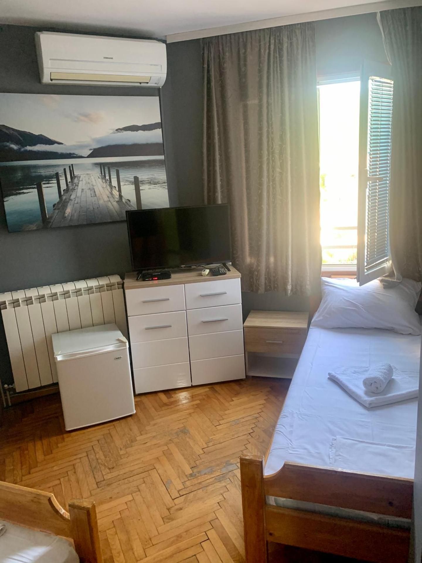 Twin Room with View