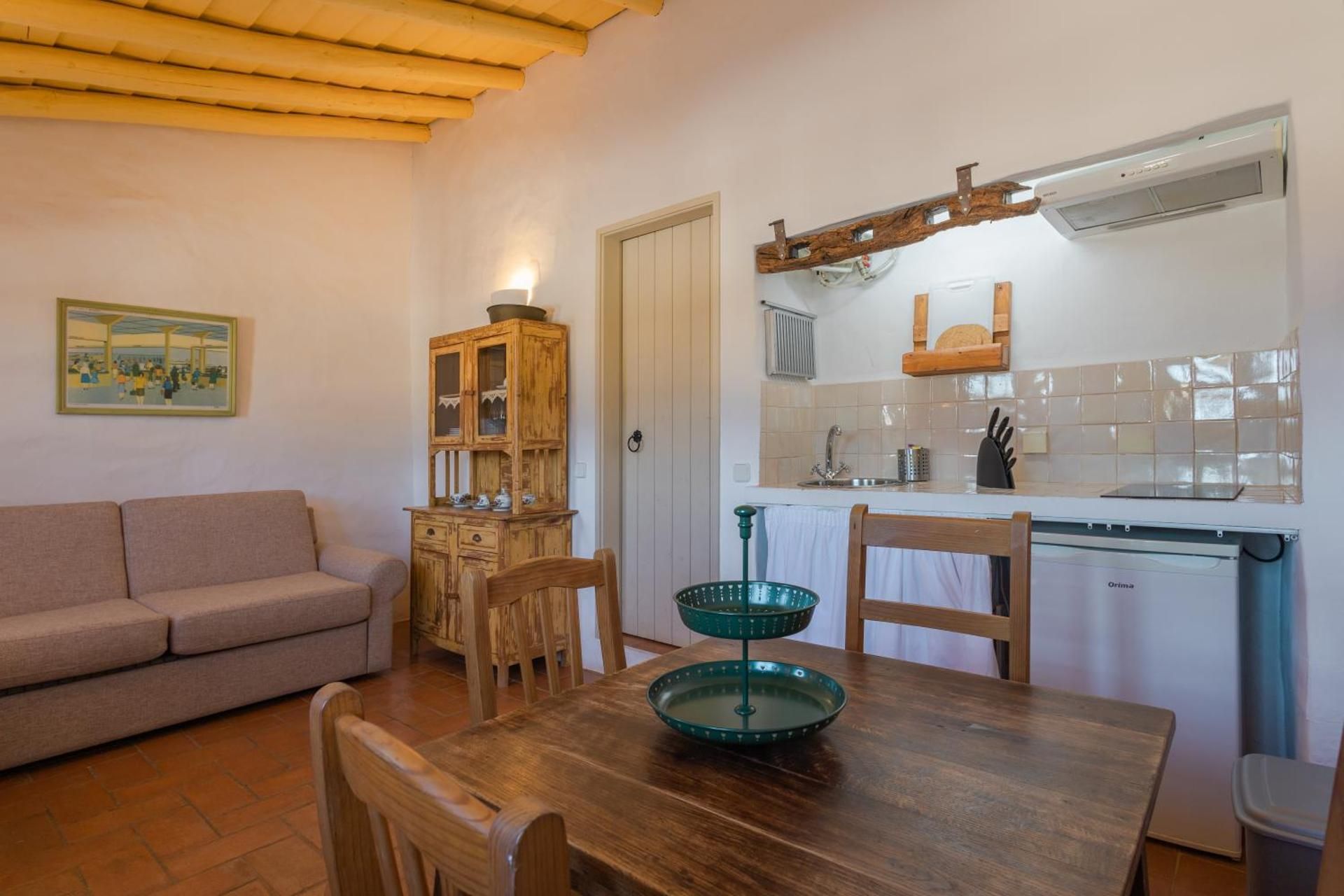 Two-Bedroom Country House