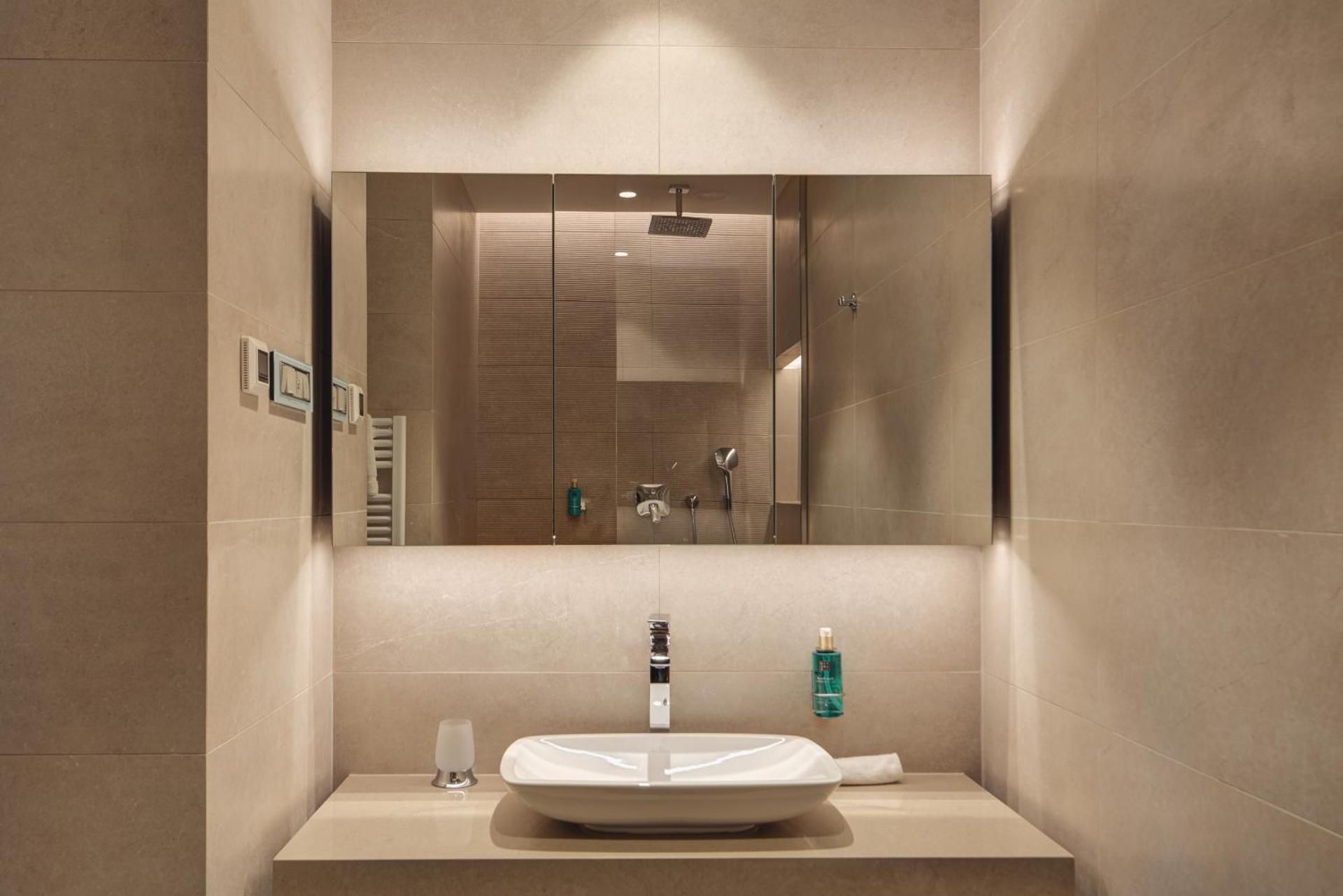 Mimosa Standard Suite