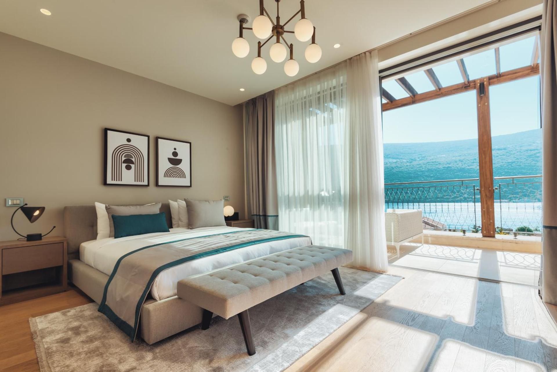 Bonaca Suite with Private Pool