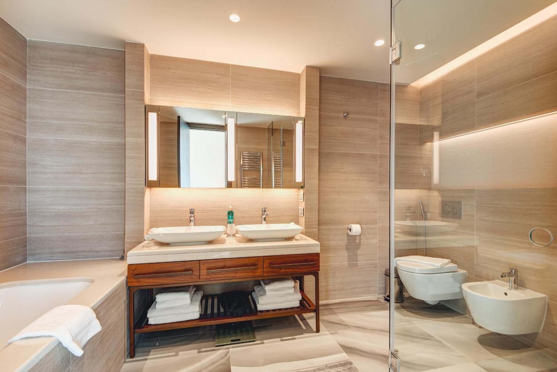 Castelnuovo Suite with Private Pool